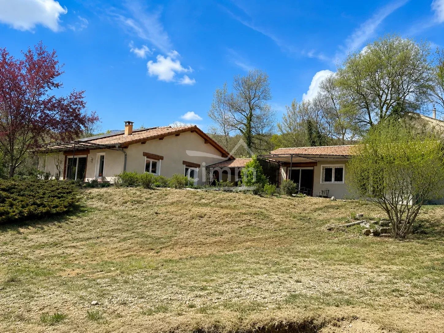 Agence immobilière de 