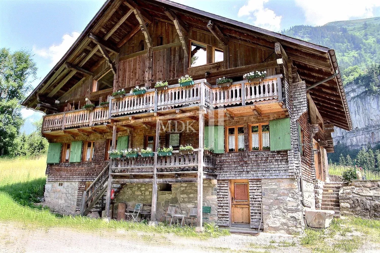 Eine gute Gelegenheit! Wunderschöne Unterkunft in einem authentischen Chalet