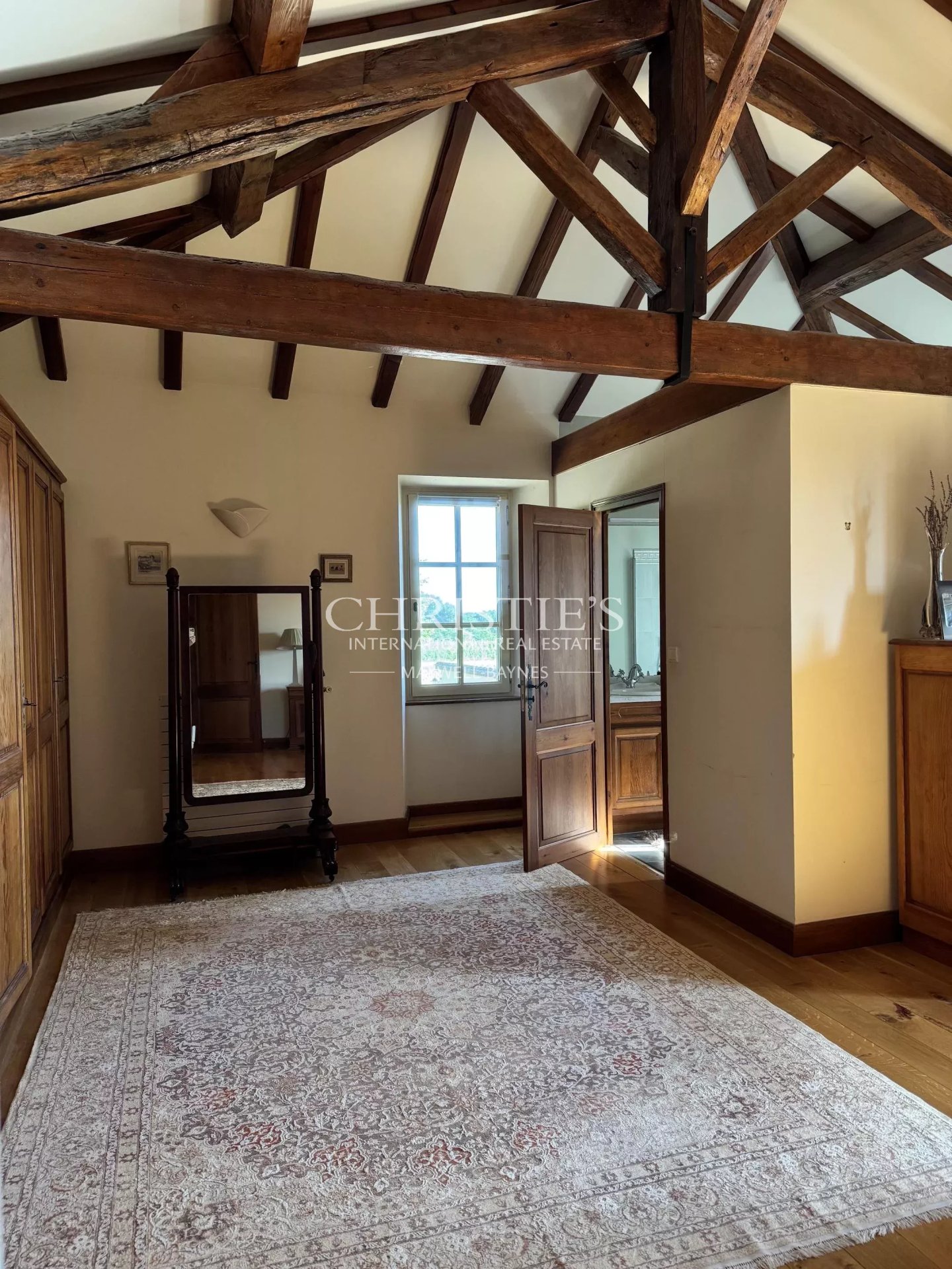 8 Bedroom Chateau's Image 30