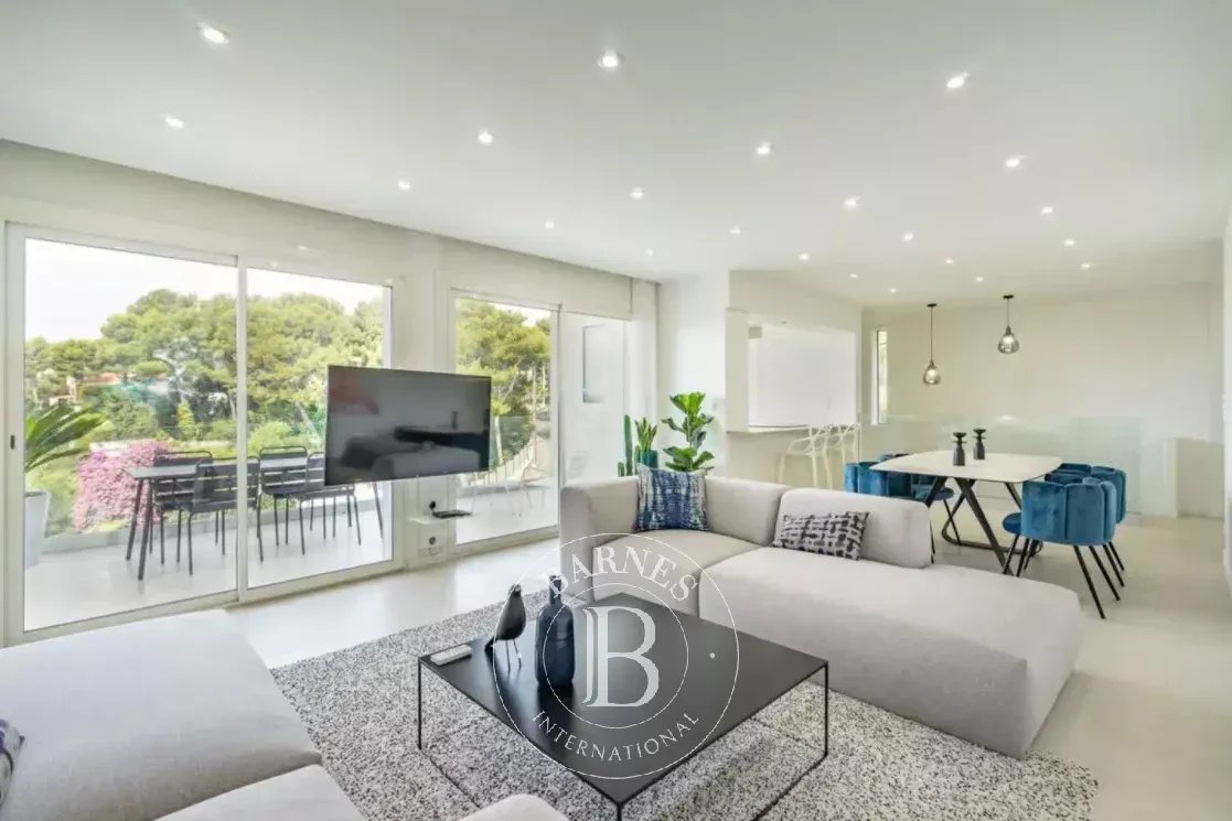 Ev Cassis - picture 11