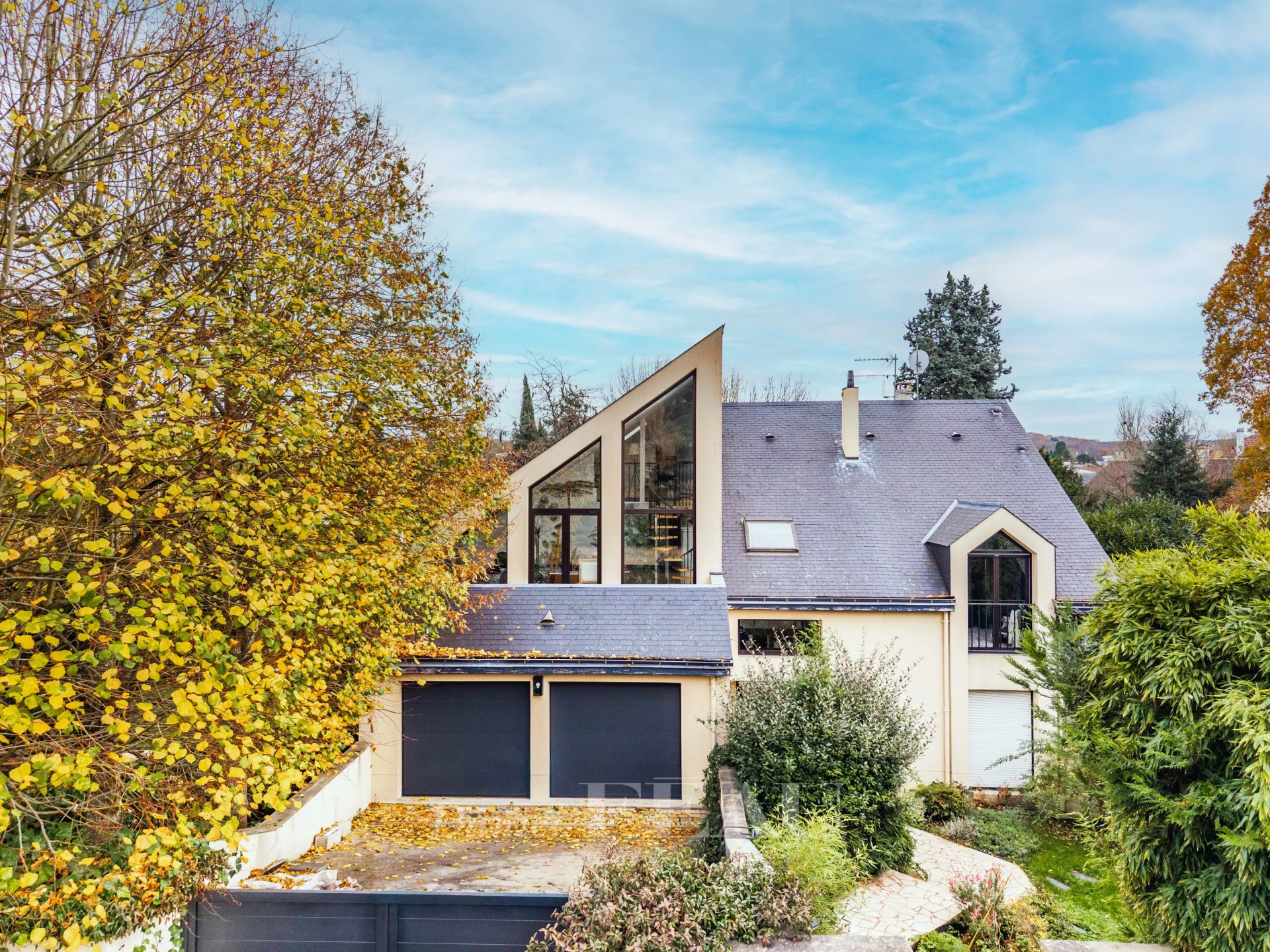 5 Bedroom Villa/Townhouse's Image 10