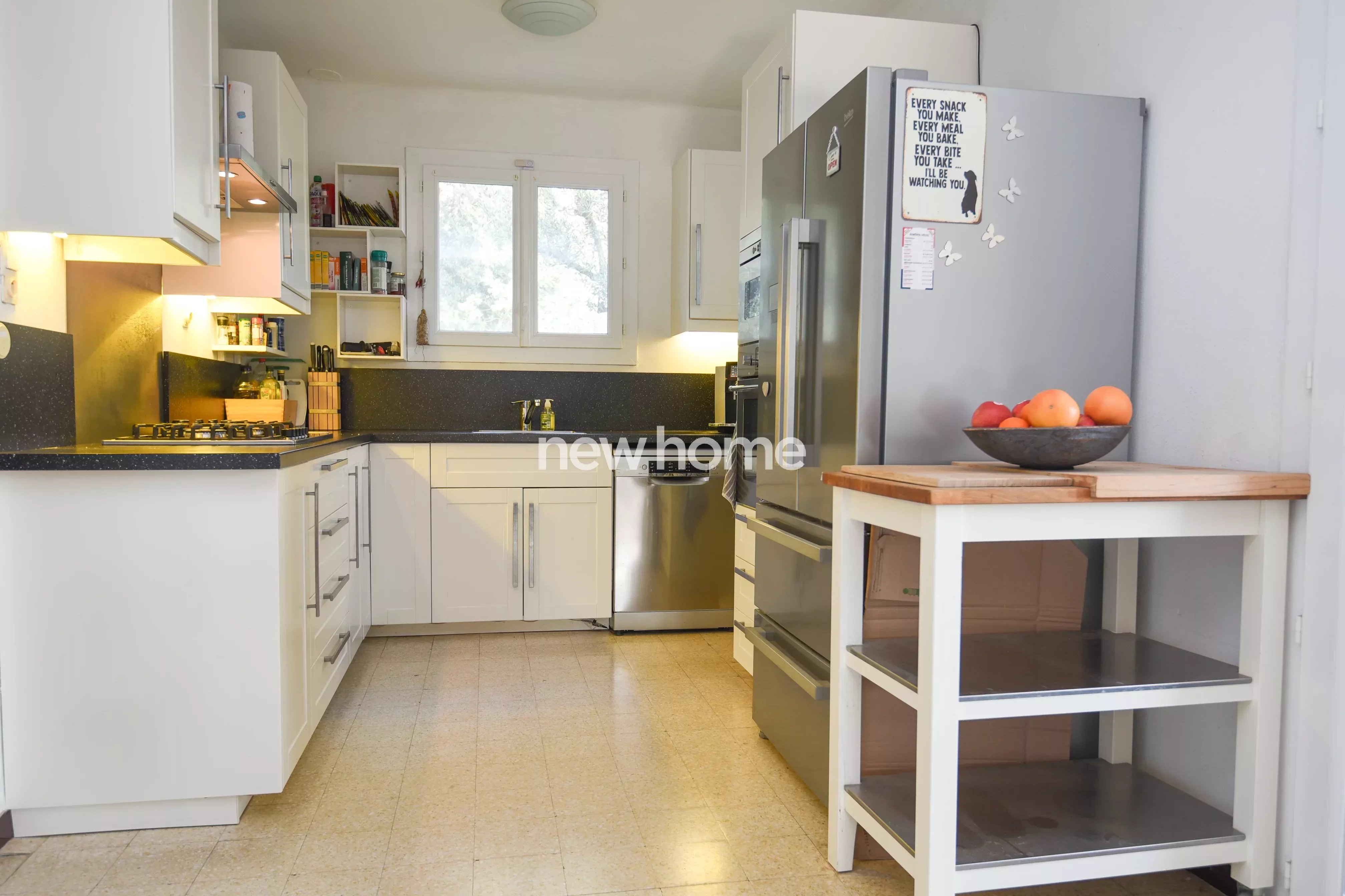 Villa avec piscine et une belle vue