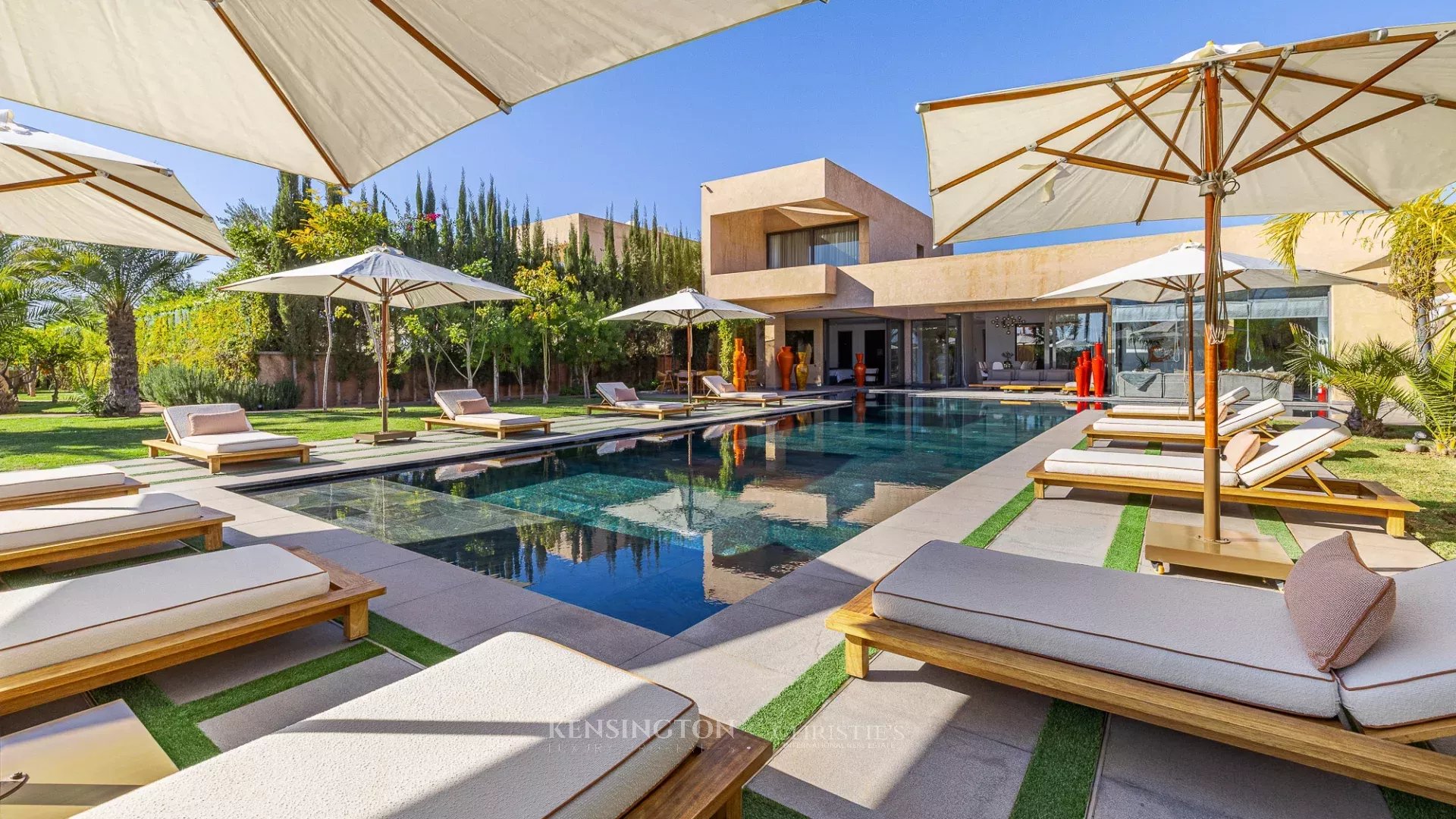 6 Bedroom Villa/Townhouse's Image 10