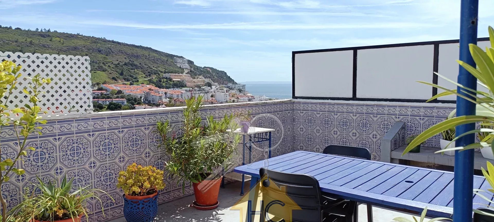 PORTUGAL - LISBONNE - SESIMBRA - TOIT TERRASSE - 4P 143m2