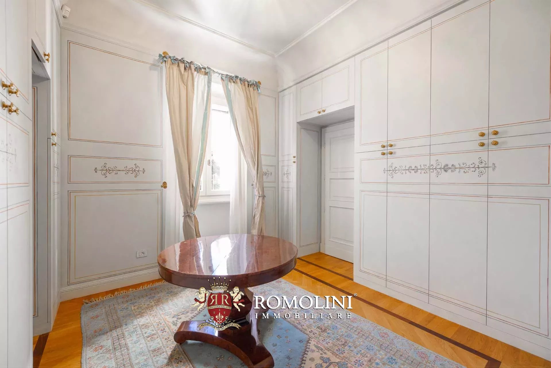 12 Bedroom Villa/Townhouse's Image 63