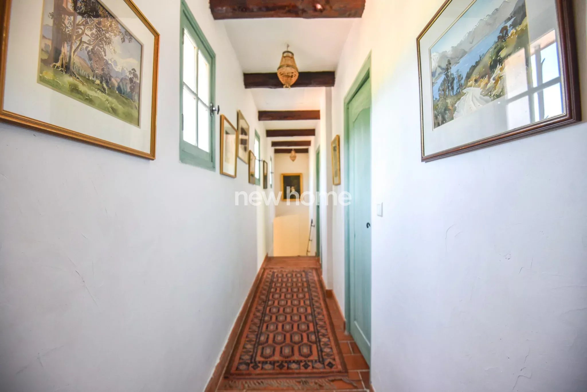 Maison 4 chambres au clame sur un beau terrain arboré