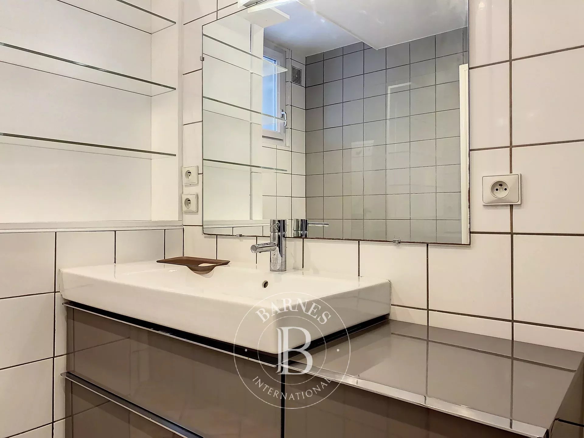 Daire Paris 18ème - picture 9