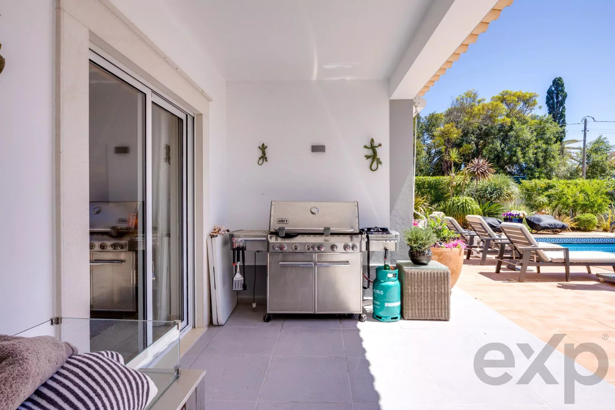 5-Bed American-Style Family Villa with Pool, Between Lagos and Praia da Luz 87053335 image 31