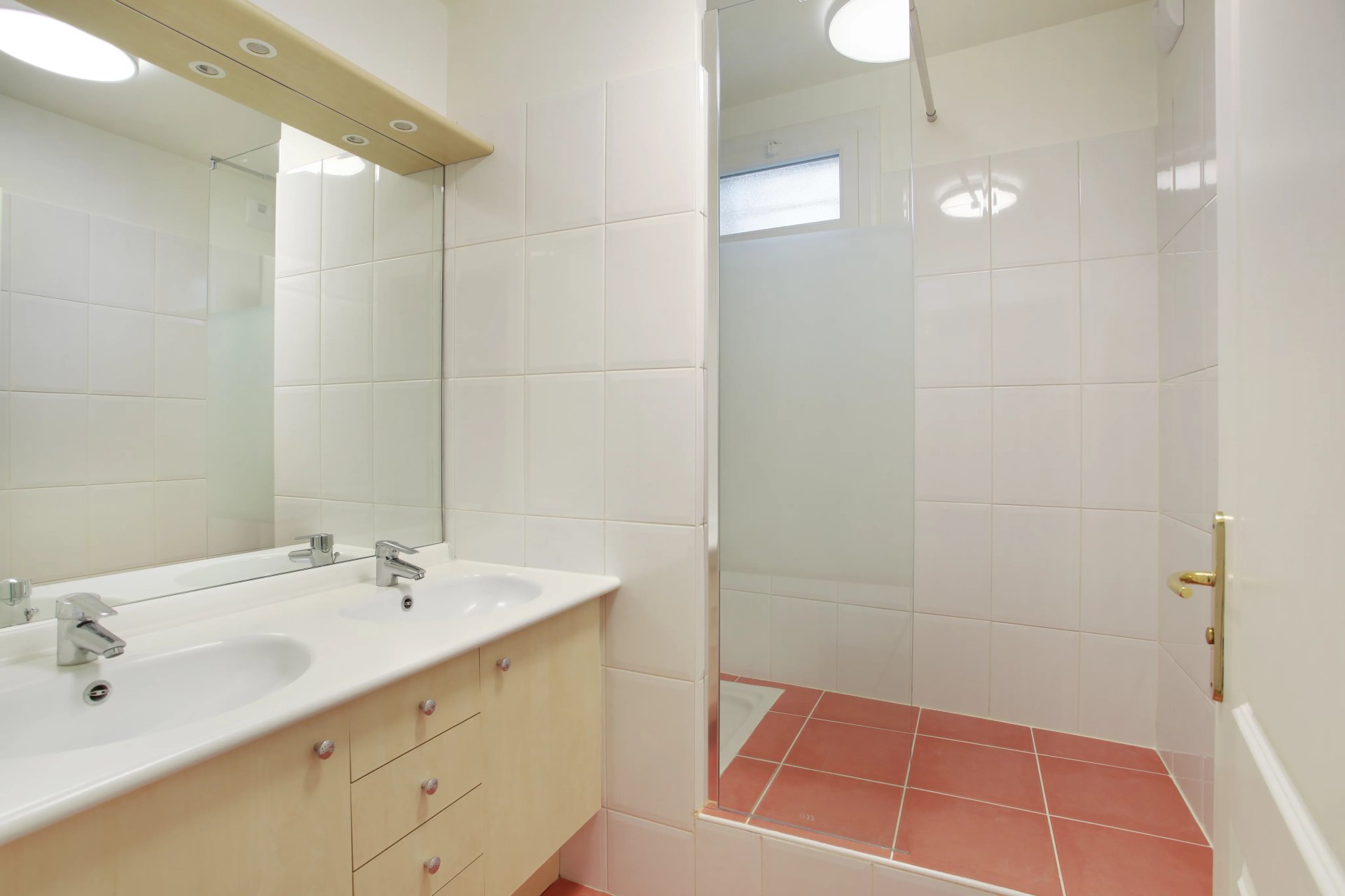 3 Bedroom Villa/Townhouse's Image 12
