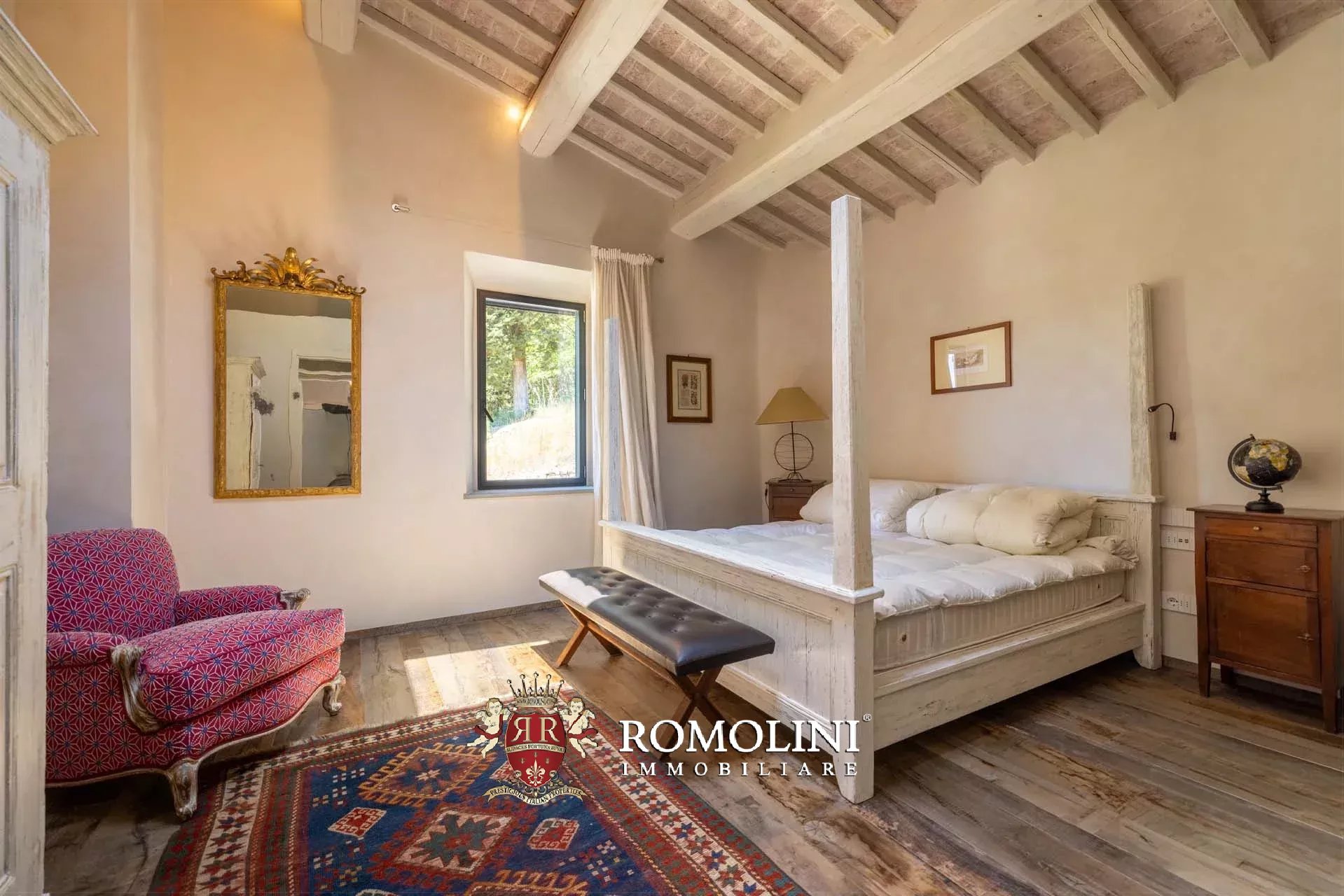 5 Bedroom Villa/Townhouse's Image 35