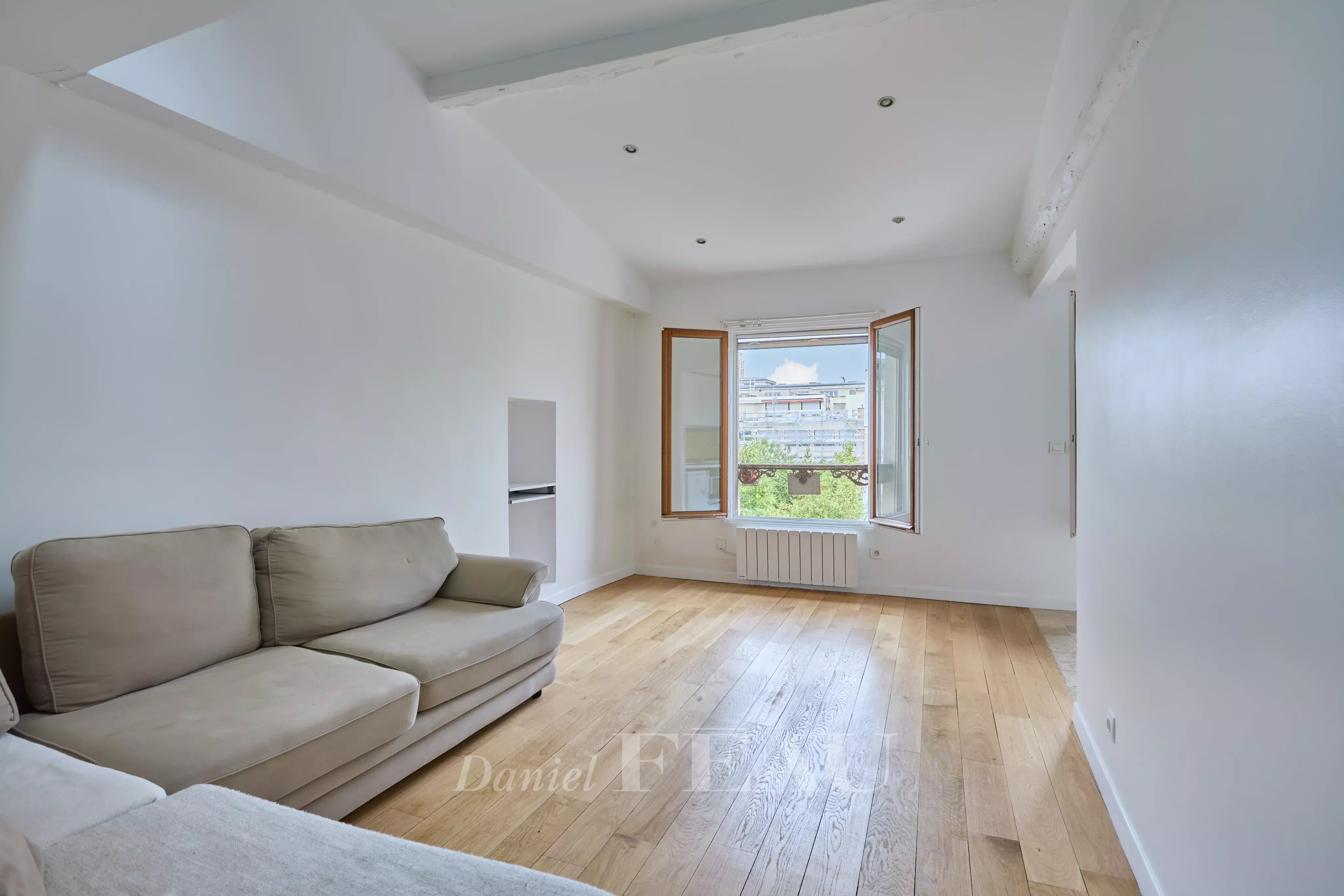 Sale Apartment Paris 6th
