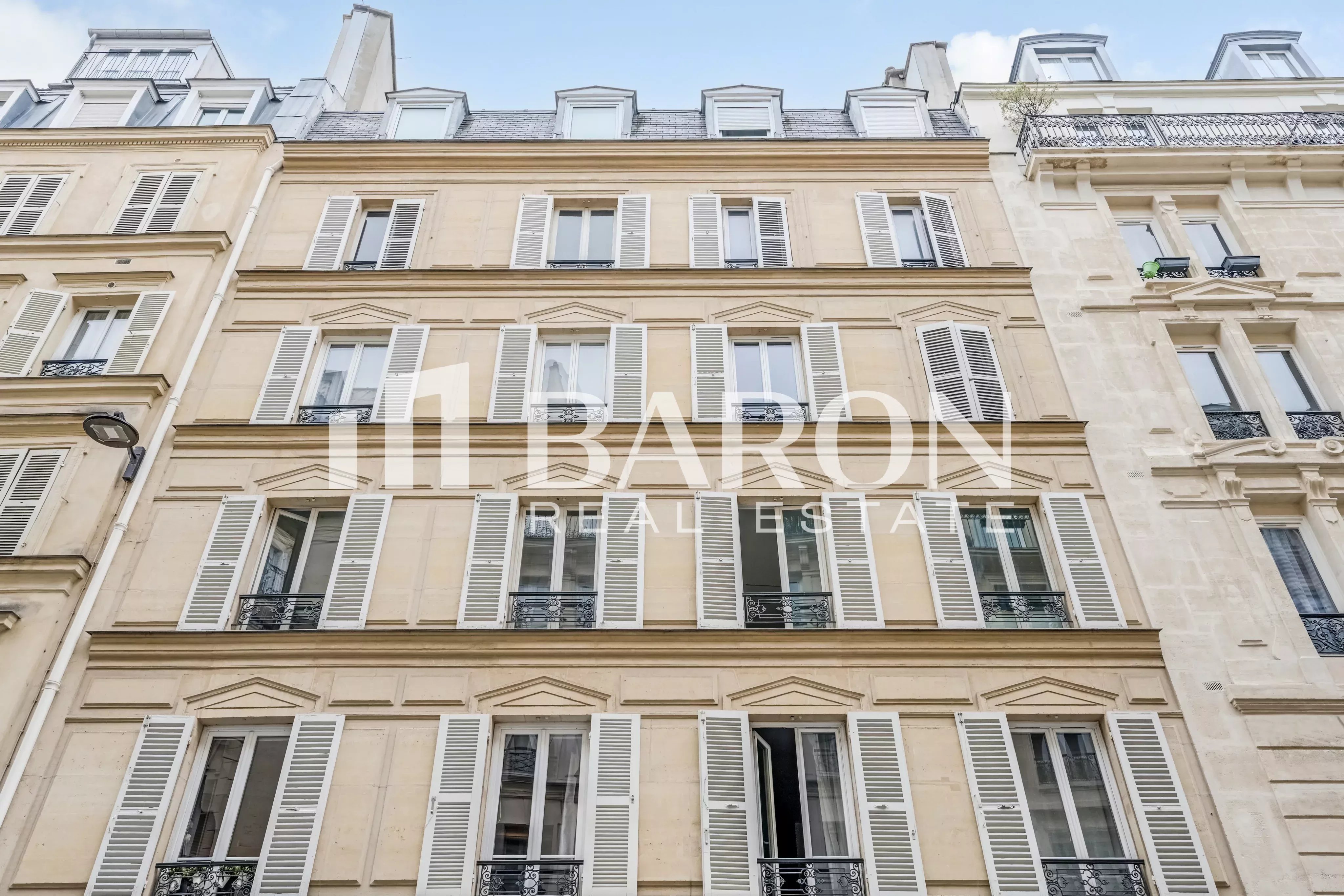 PARIS XVII - PONT CARDINET / BATIGNOLLES - APPARTEMENT 2 PIECES 1 CHAMBRE - 40m2 - Photo 2