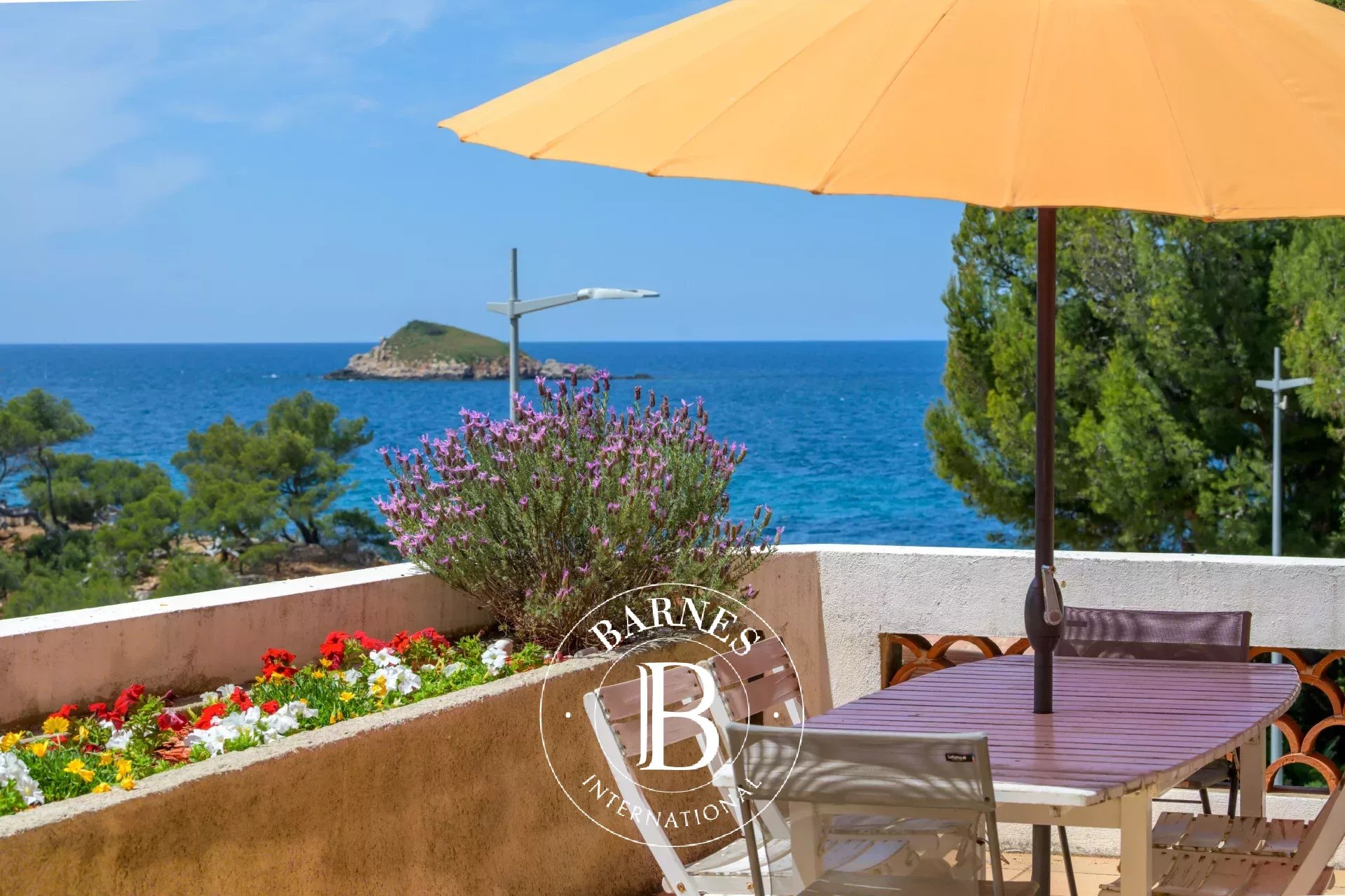 Villa Bandol  -  ref 85948837 (picture 3)