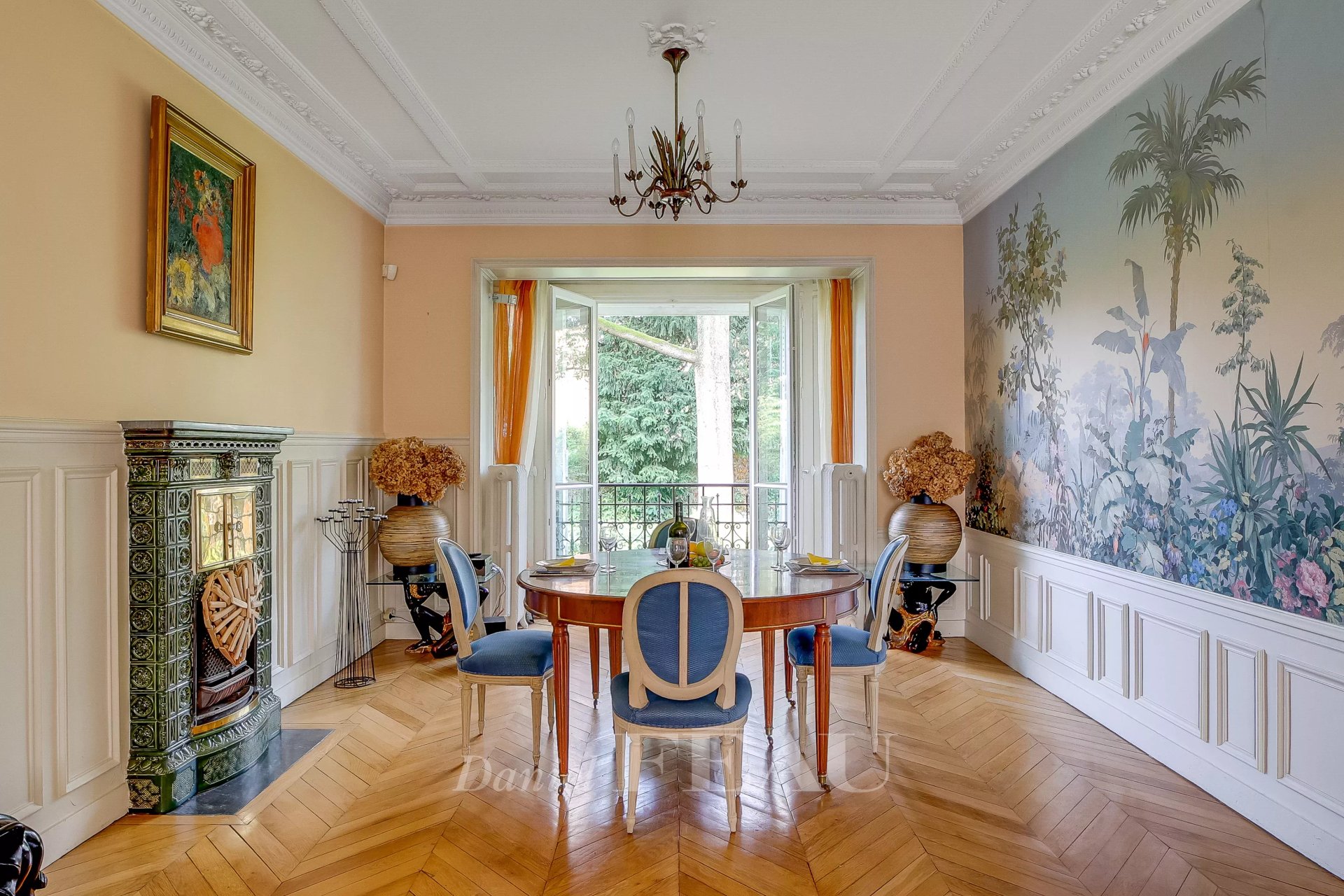 6 Bedroom Villa/Townhouse's Image 6