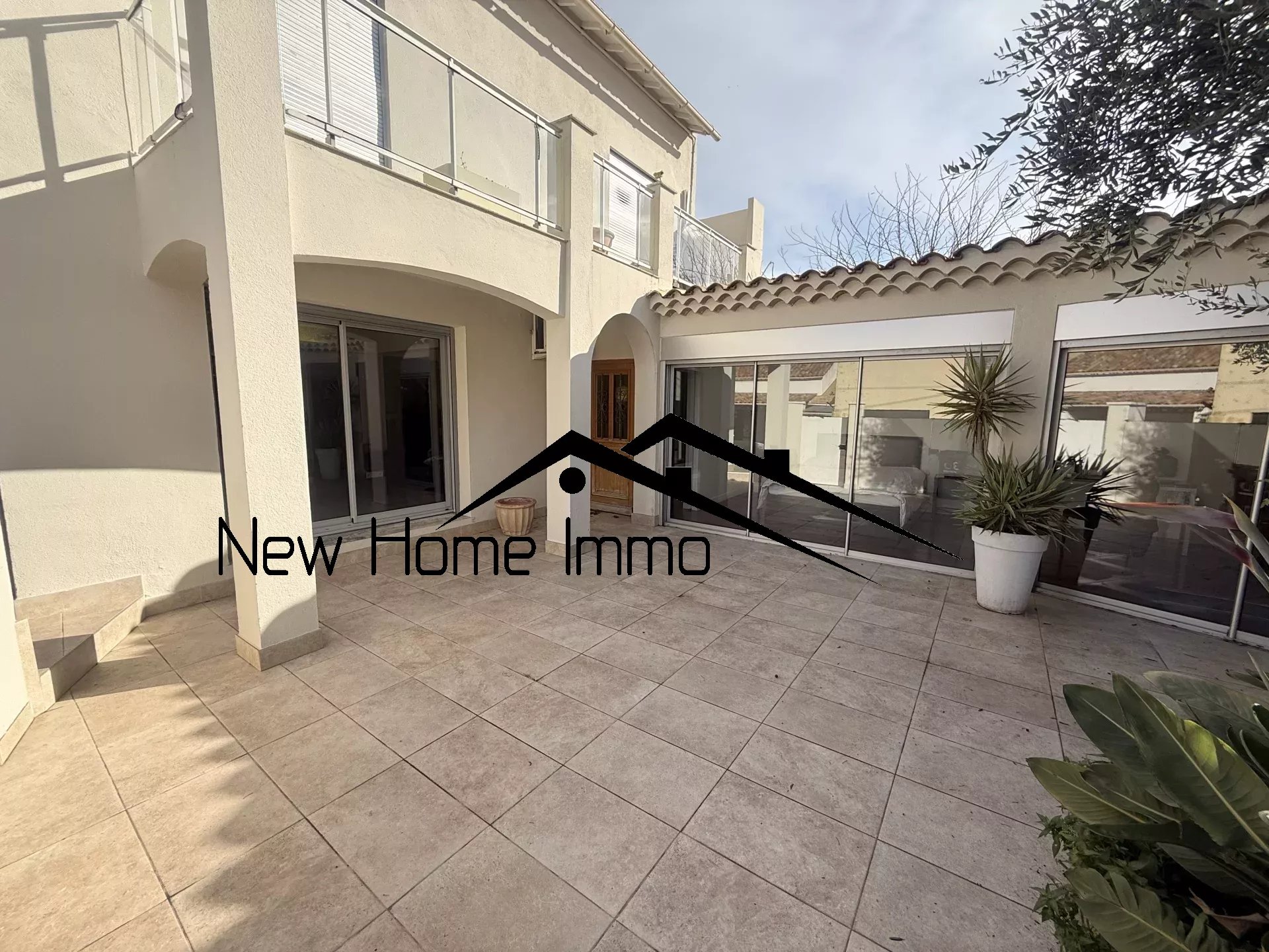 Agence immobilière de 