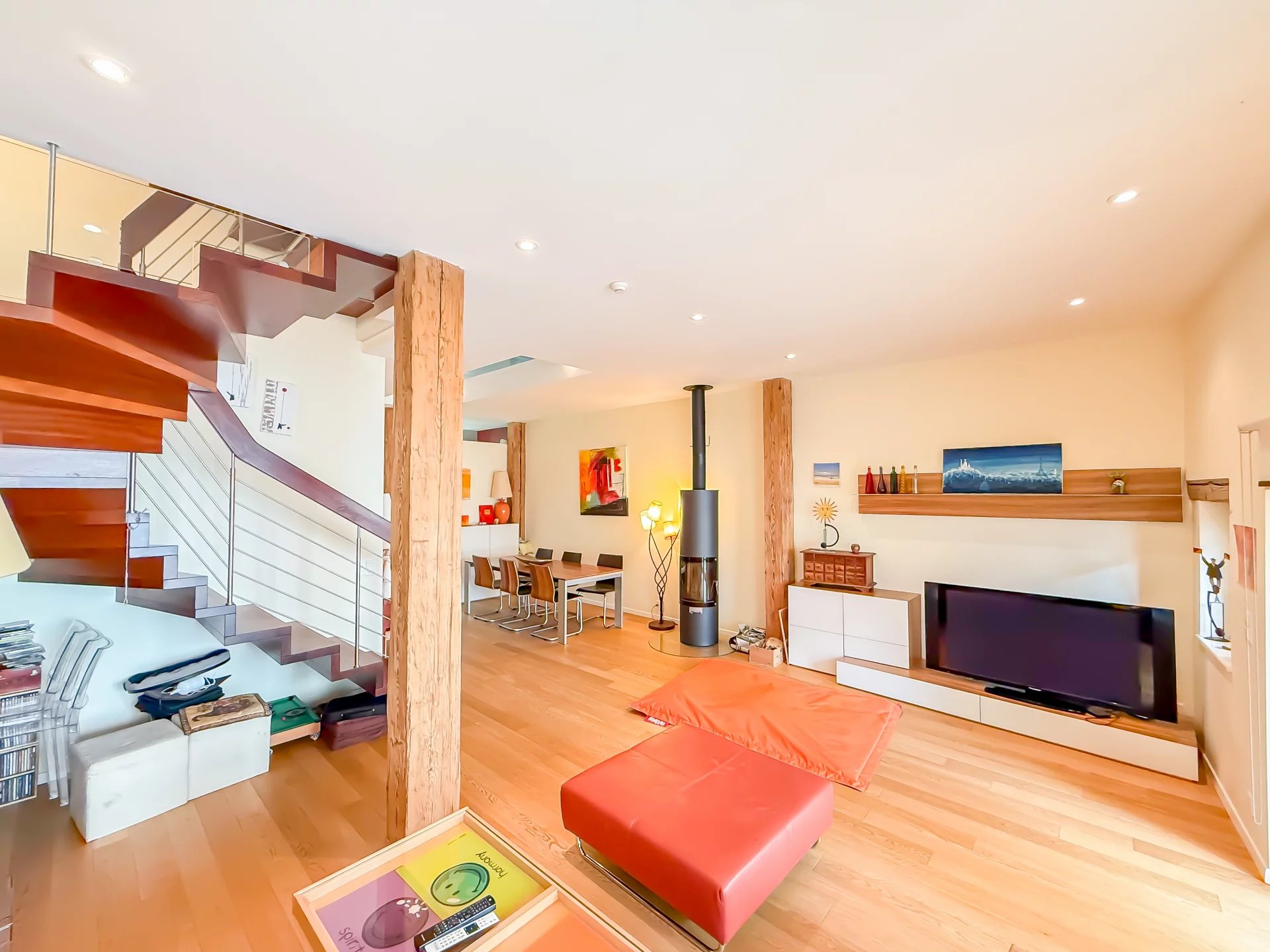 RARE ! Maison de caractère au cœur du vieux bourg !