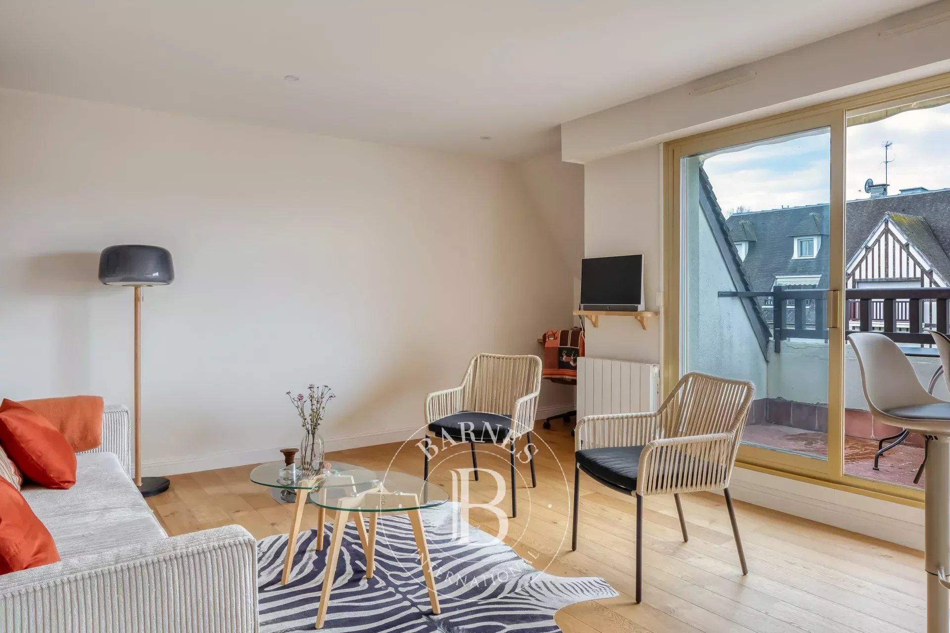 Apartment Benerville-sur-Mer  -  ref 86801754 (picture 1)