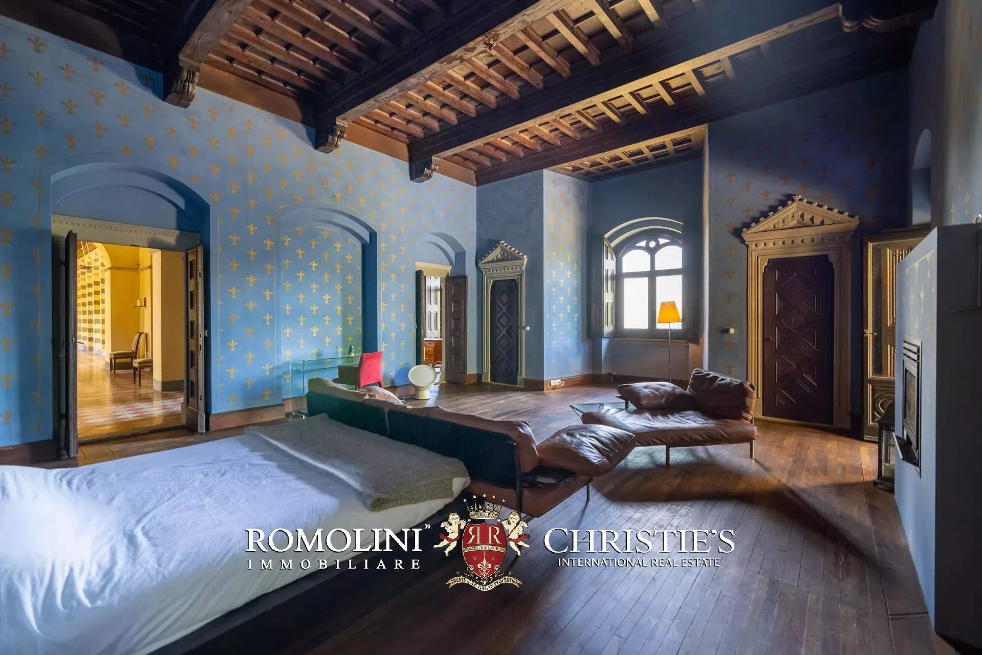 35 Bedroom Chateau's Image 45
