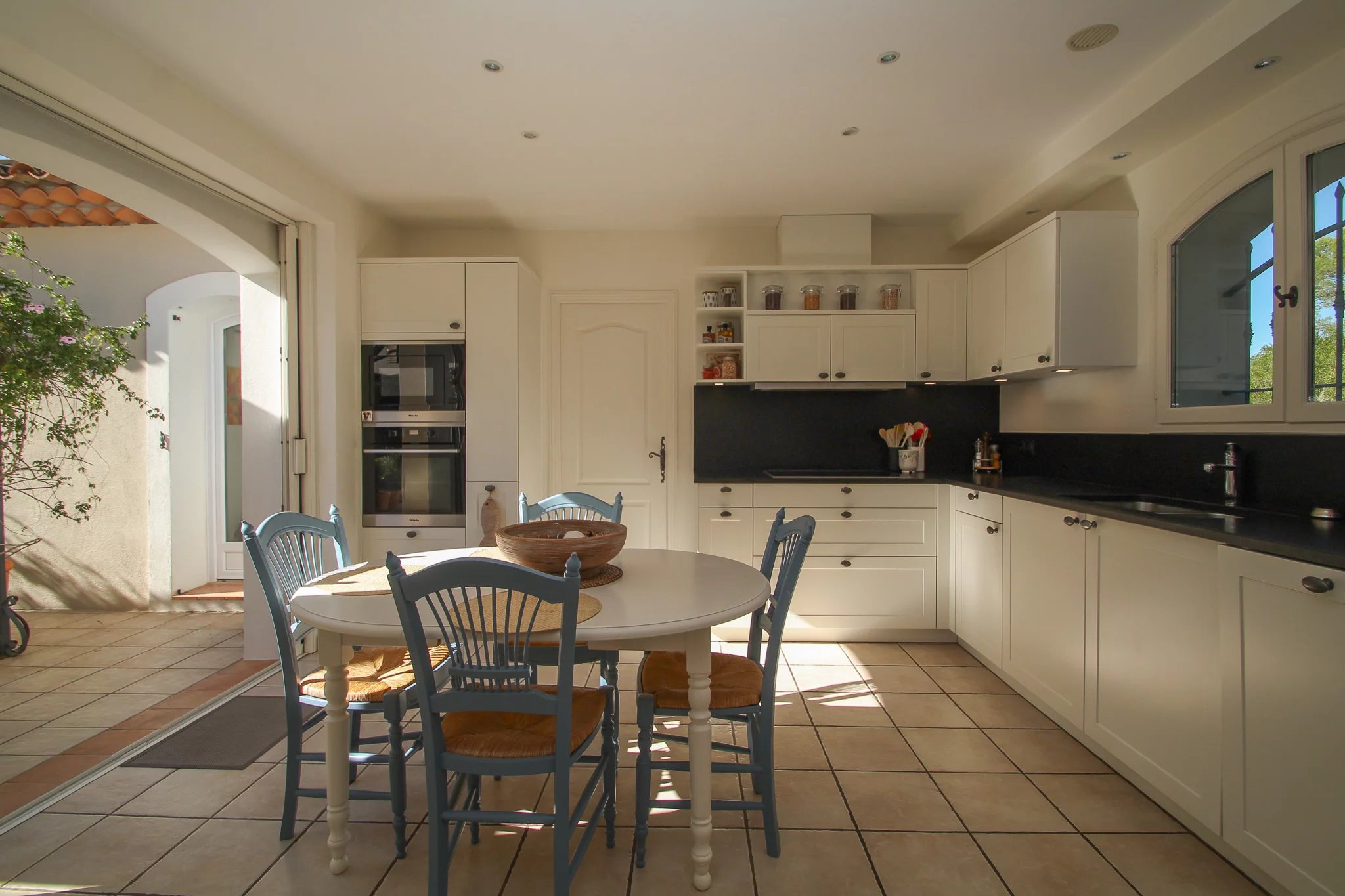 Villa d'Exception et Élégance au pied de l'Estérel