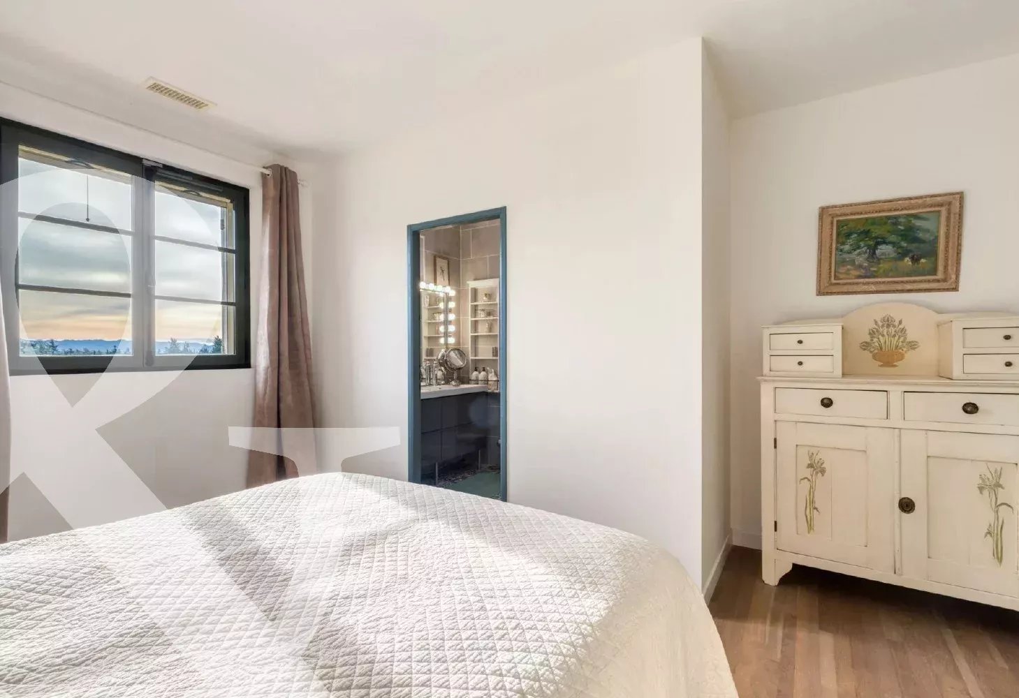 AU CALME DANS UN TRES BEAU PARC