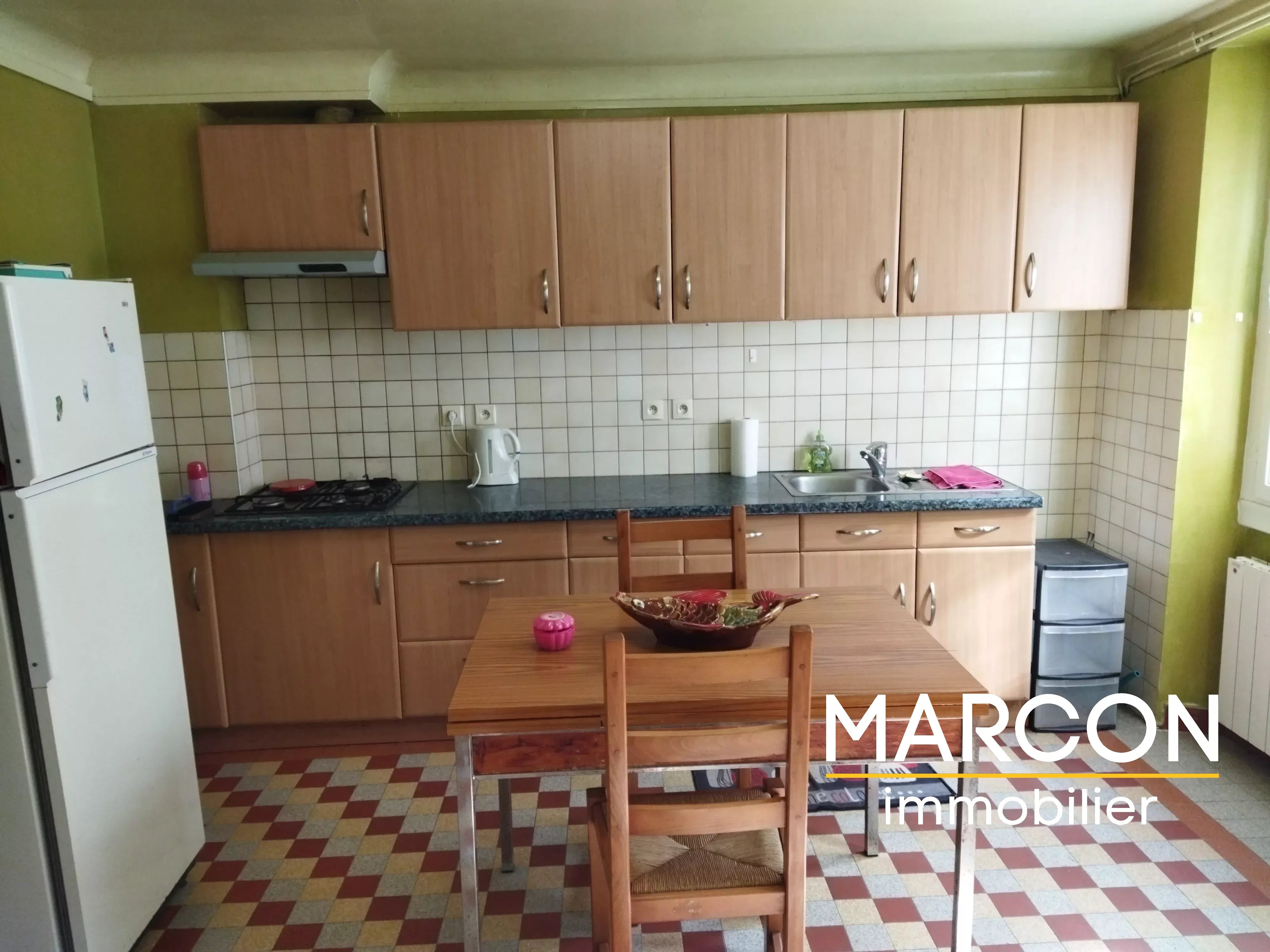 BELLE MAISON EN PIERRES entre GUERET et BOURGANEUF