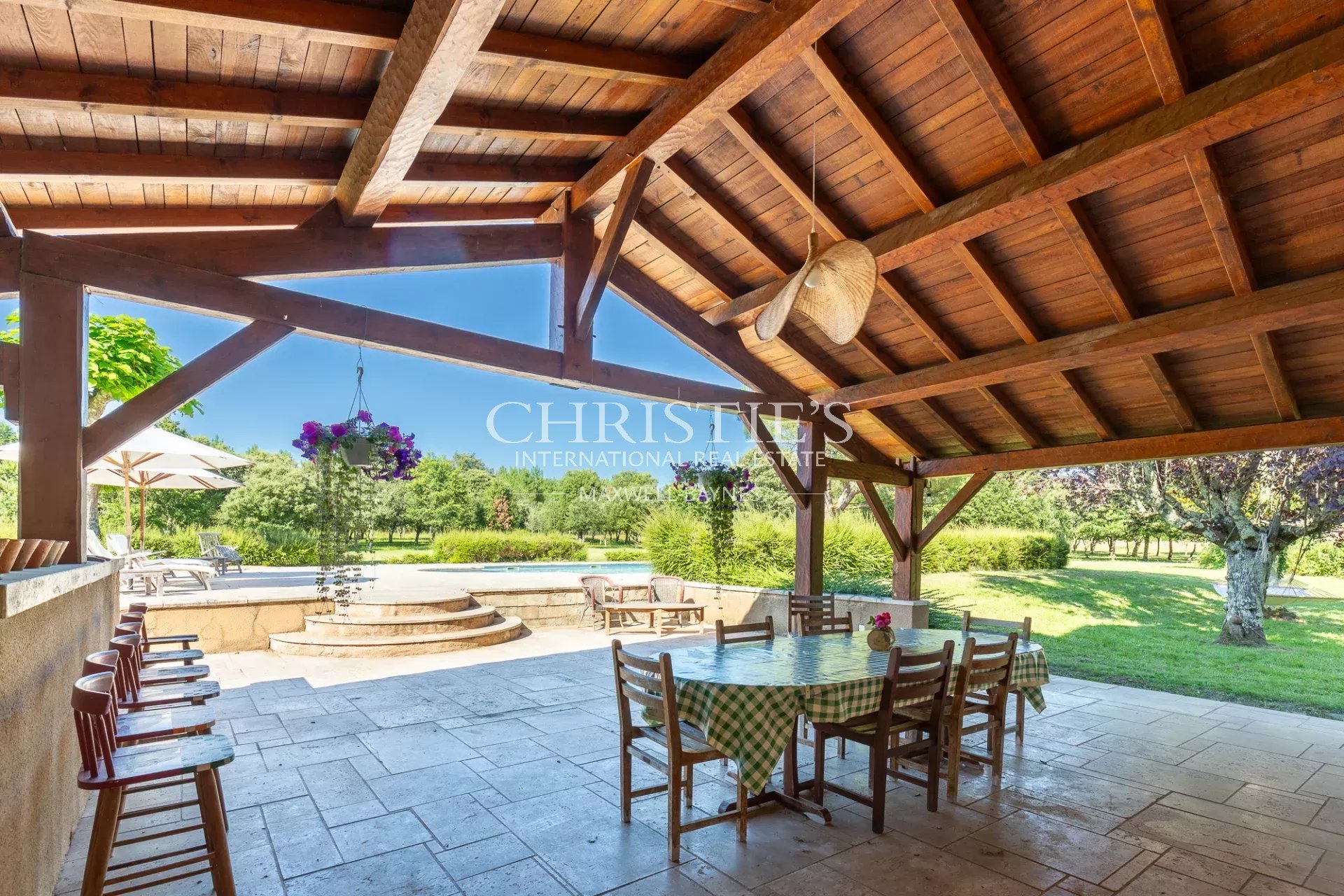 10 Bedroom Chateau's Image 9