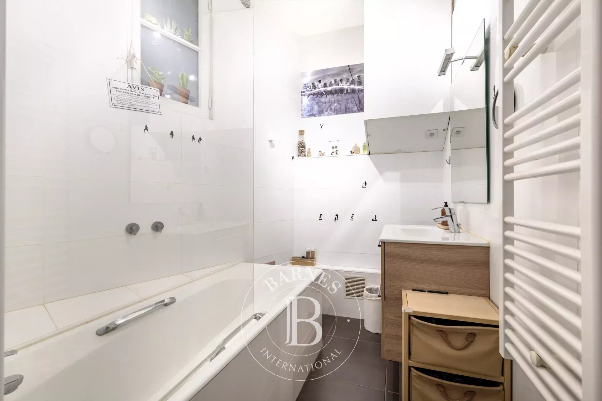 Paris  - Apartment 2 Bedrooms - picture 9