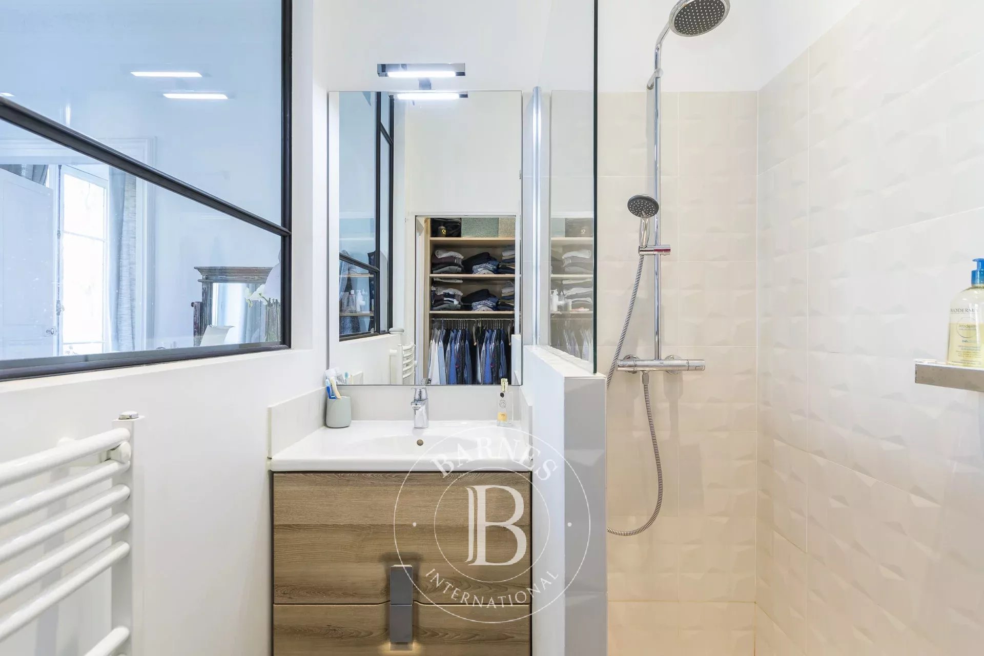 Daire Paris 3ème - picture 10