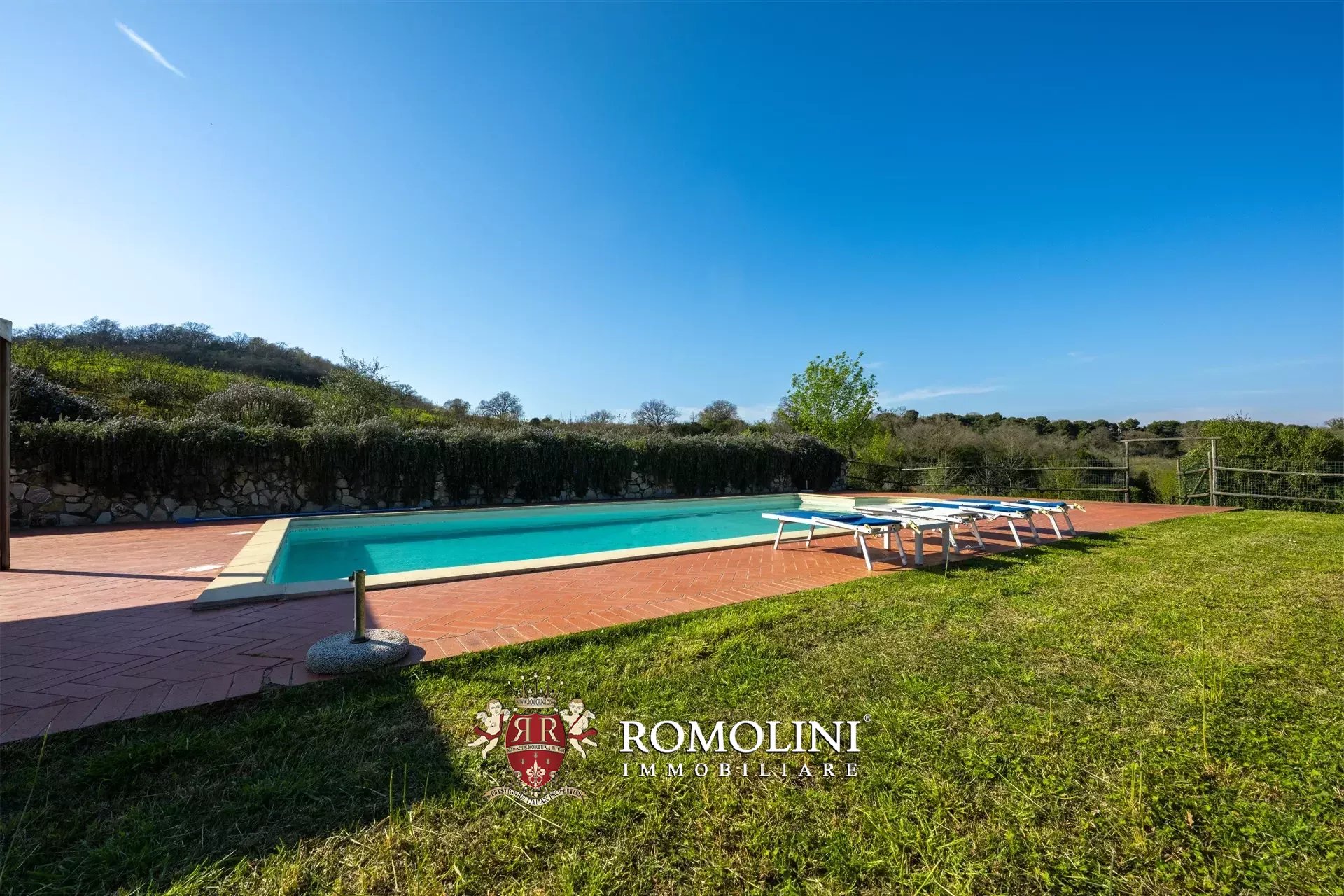 AGRITURISMO CON CENTRO BENESSERE IN VENDITA IN MAREMMA, TOSCANA