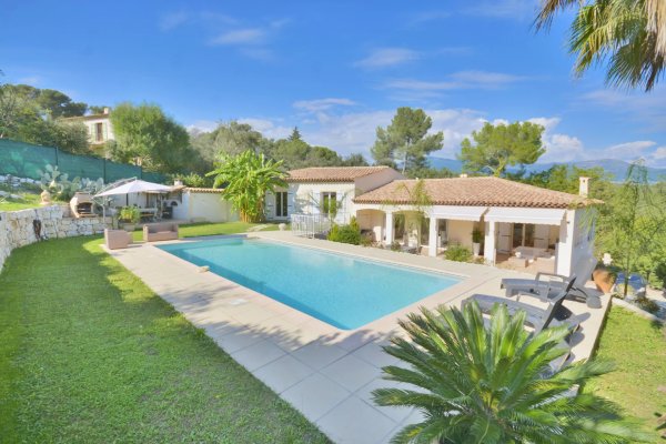 South Facing Villa for Sale in Roquefort Les Pins with Garden — photo 4