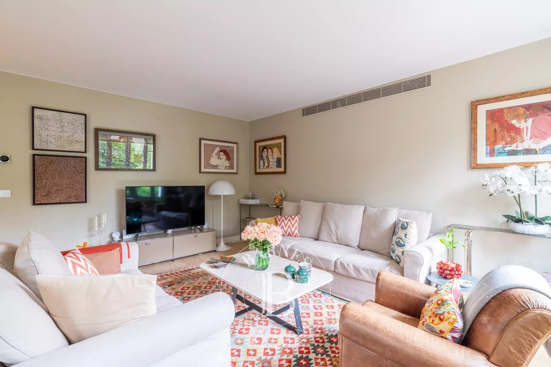 Sole agent - Neuilly - Argenson  Apartment in immaculate condition - 3-bed - Unobstructed views - picture 18
