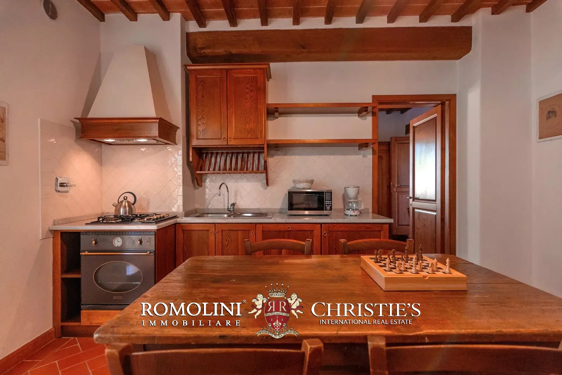 8 Bedroom Villa/Townhouse's Image 66