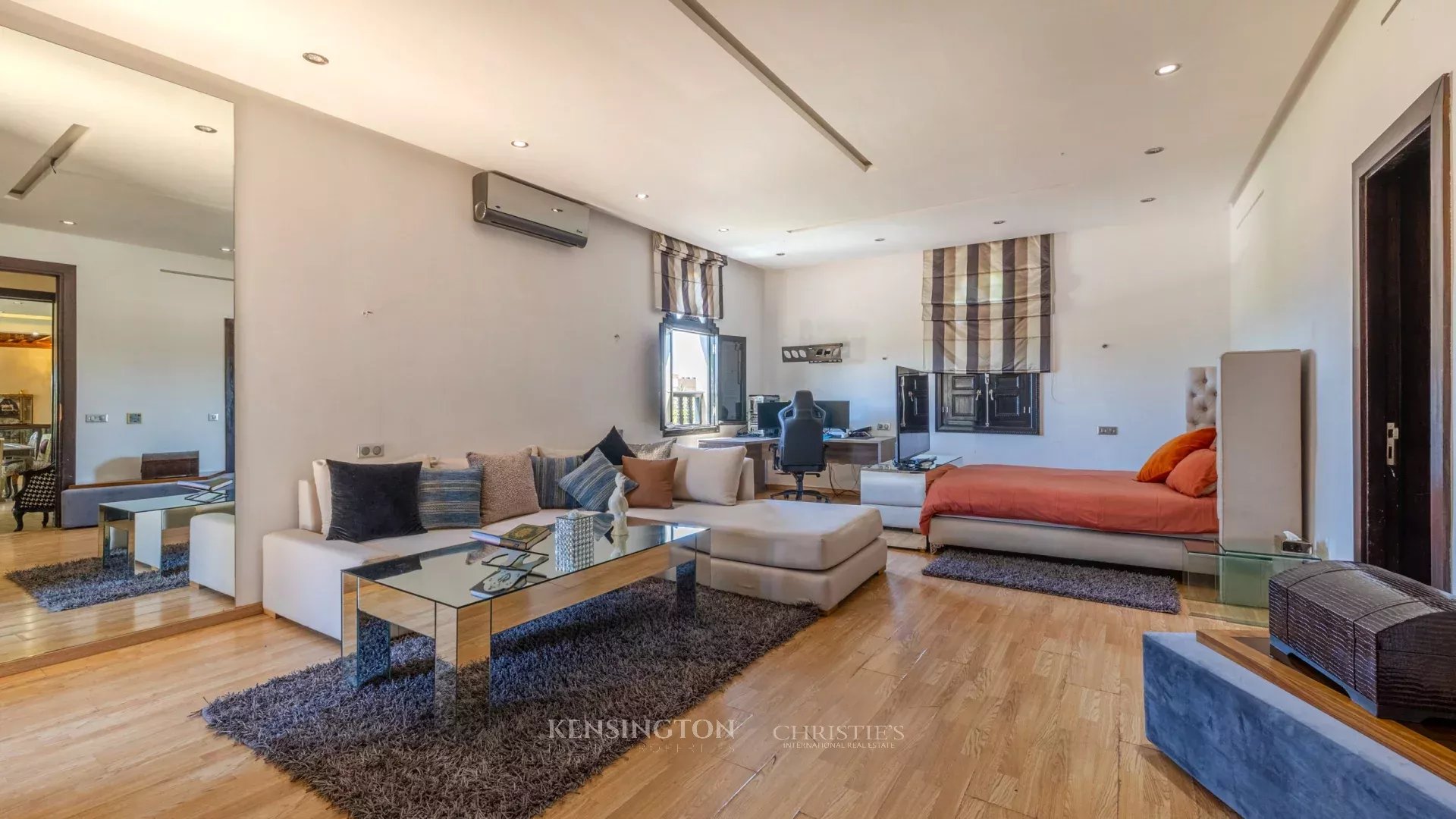 4 Bedroom Villa/Townhouse's Image 51