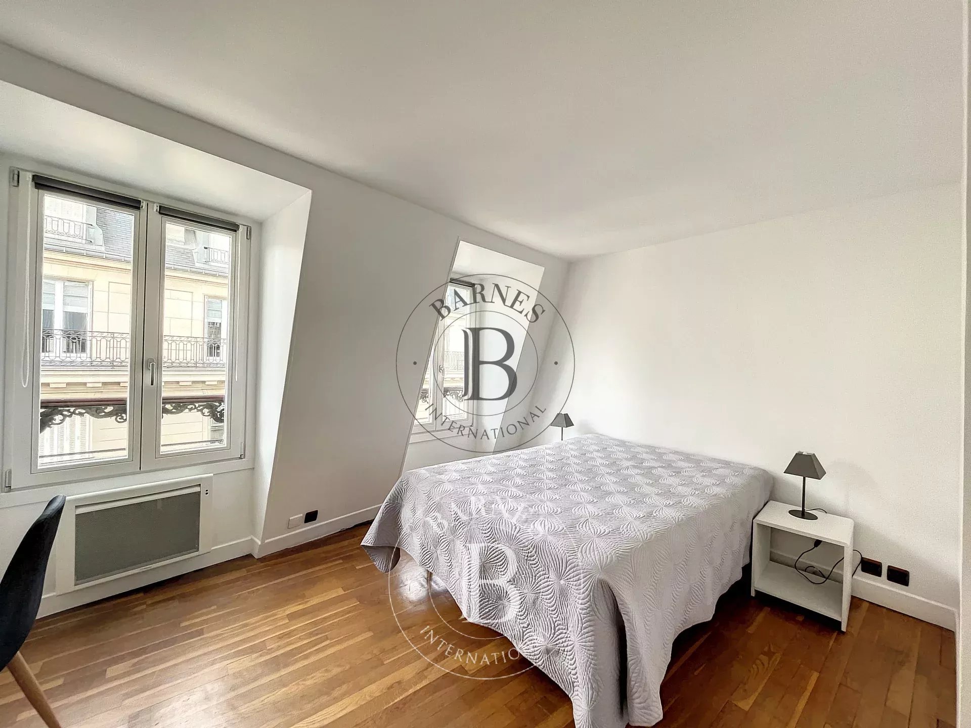 Daire Paris 8ème - picture 7