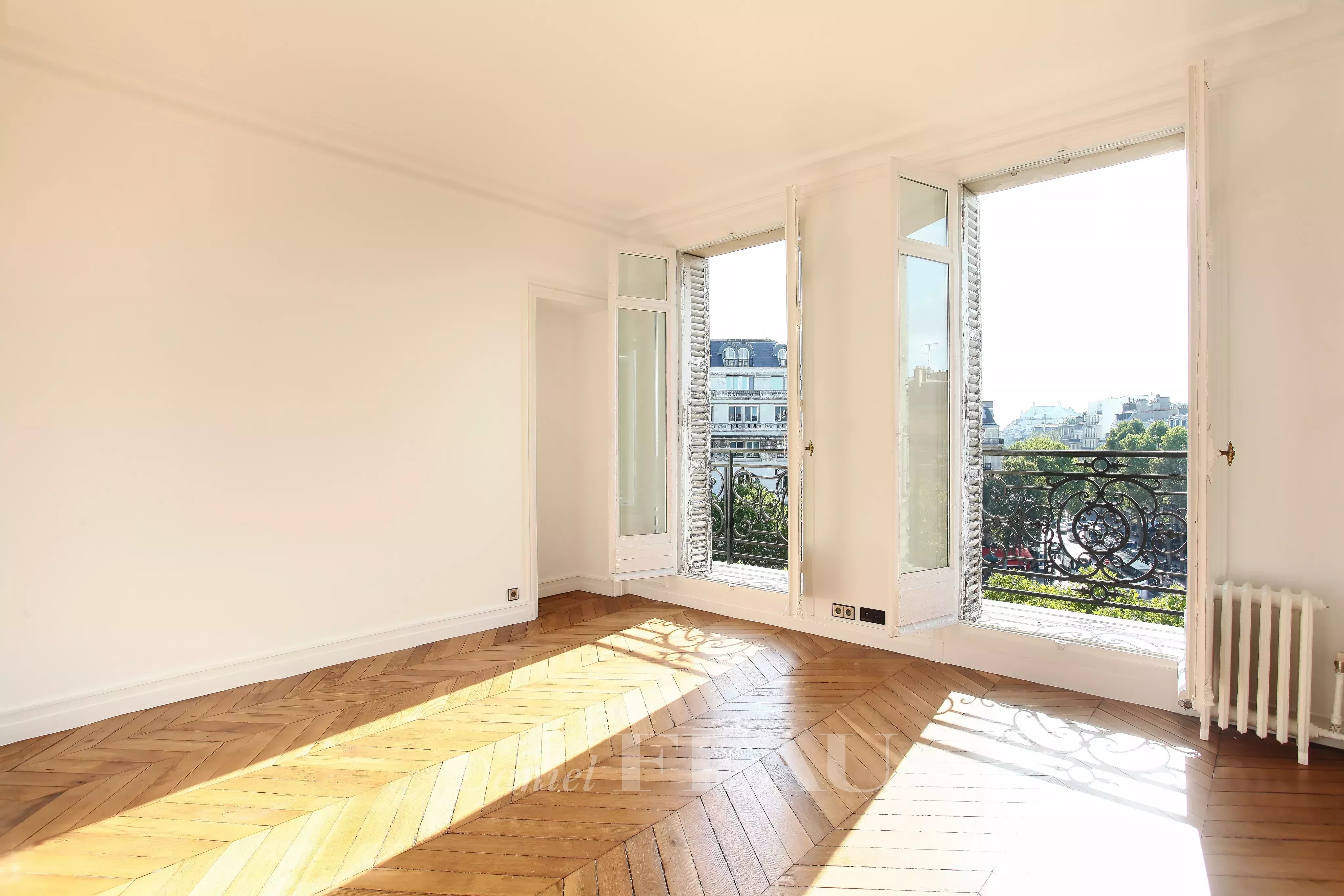 Location Appartement Paris 8ème