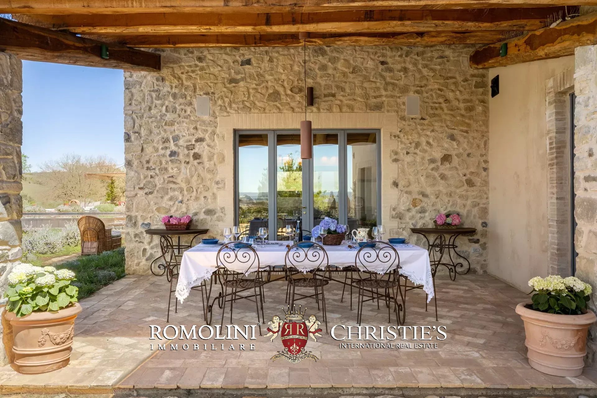 6 Bedroom Villa/Townhouse's Image 83