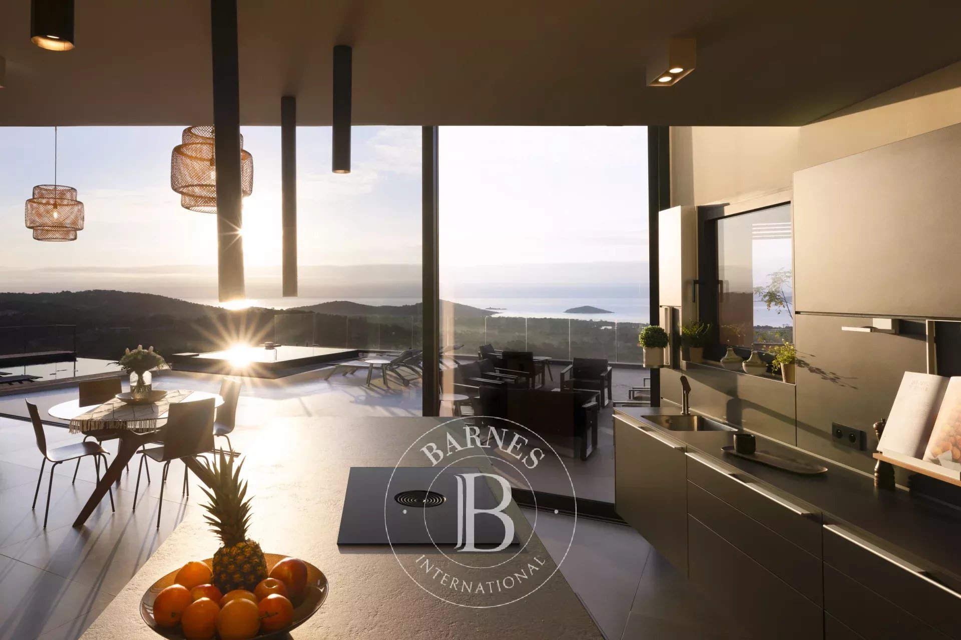 Villa Sainte-Lucie-de-Porto-Vecchio  -  ref 6536514 (picture 1)