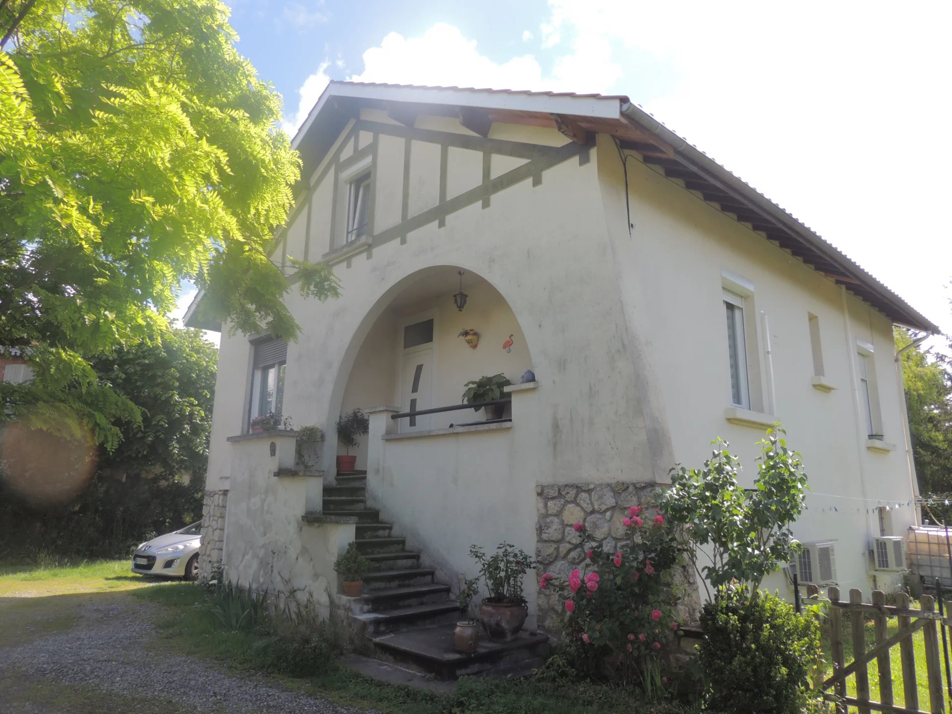 Agence immobilière de 