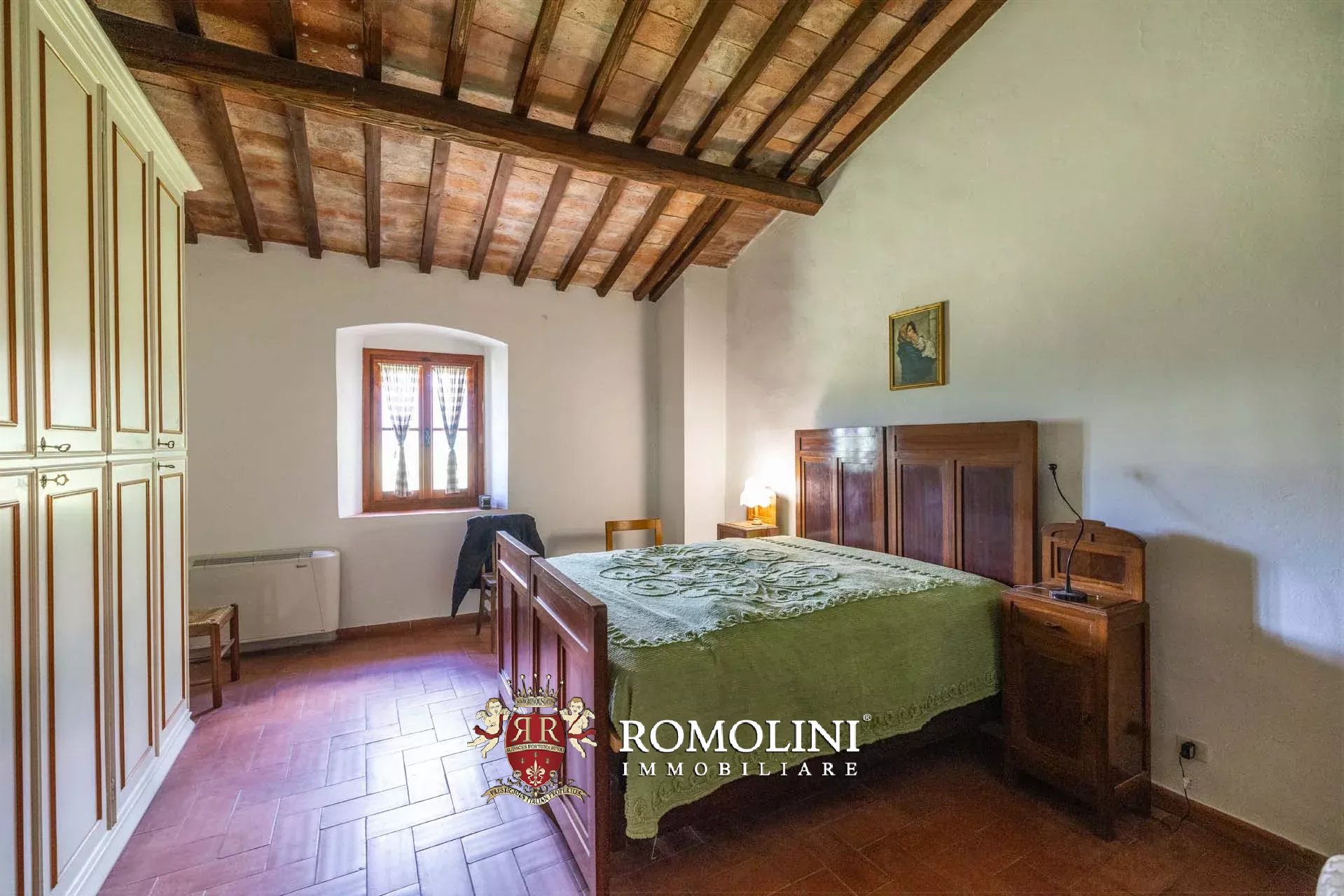 7 Bedroom Villa/Townhouse's Image 18