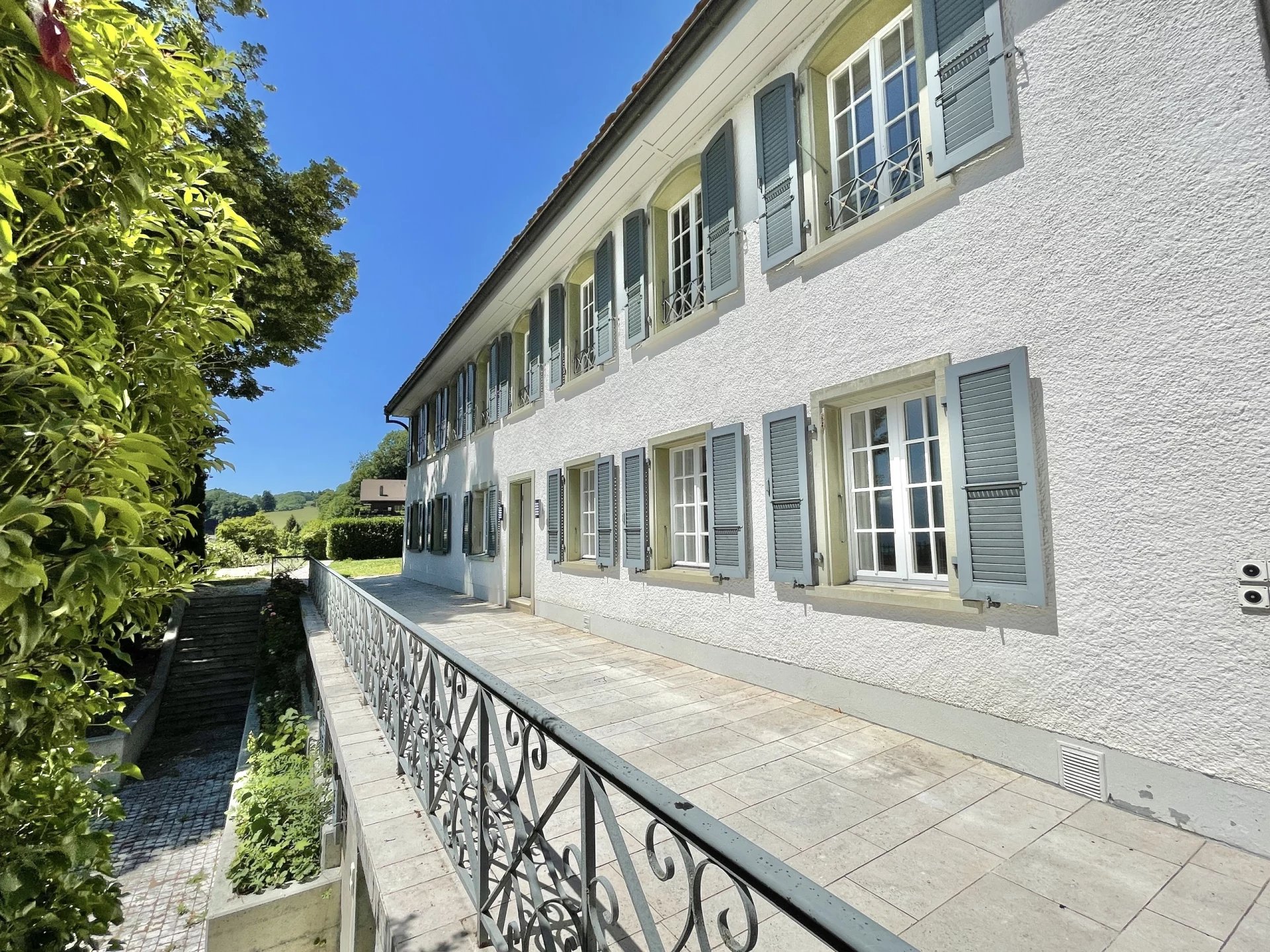 Superbe bâtisse avec cachet, totalement rénovée avec goût