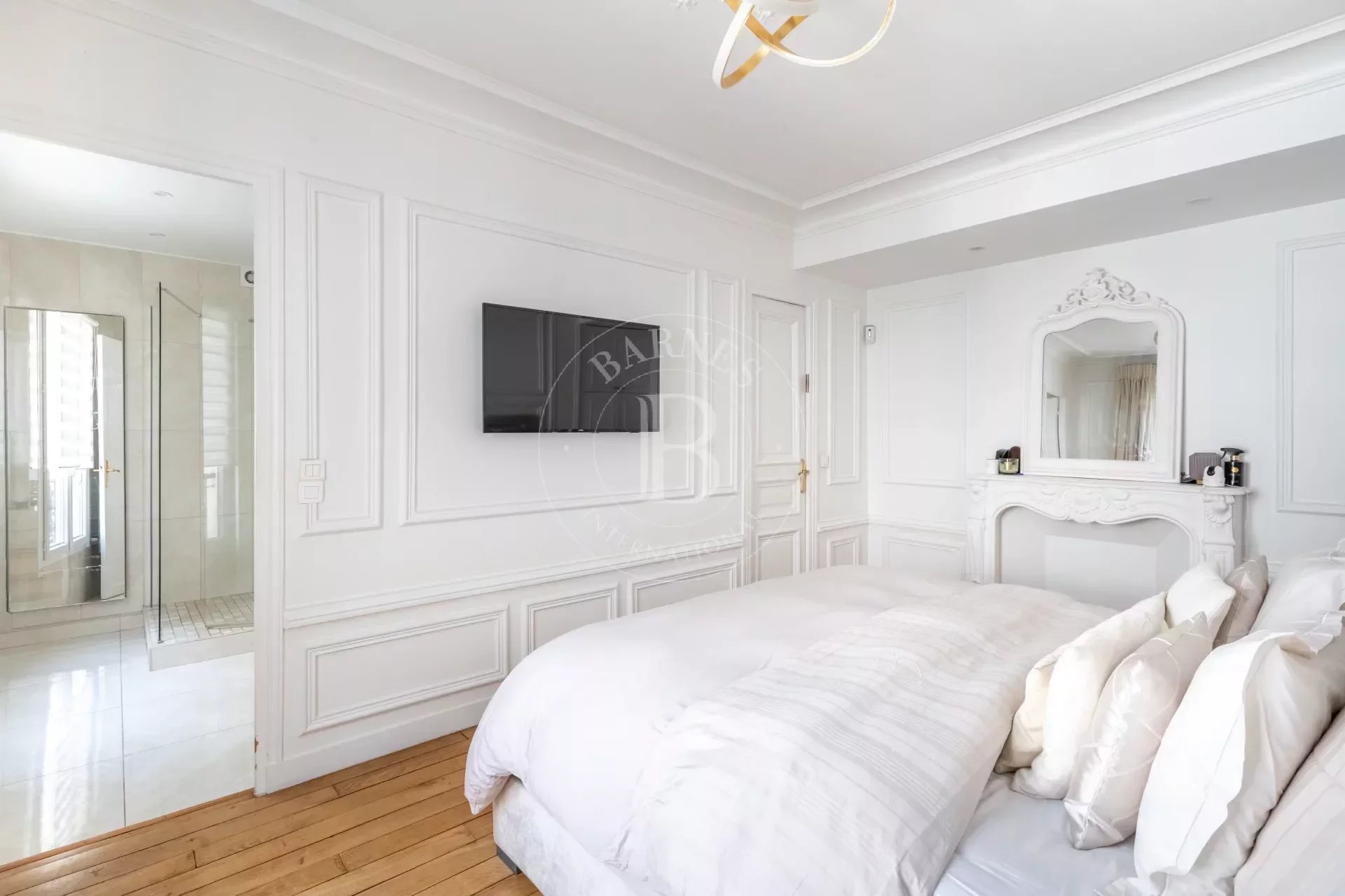 Paris 16 - Arc de Triomphe / Kléber - fully renovated