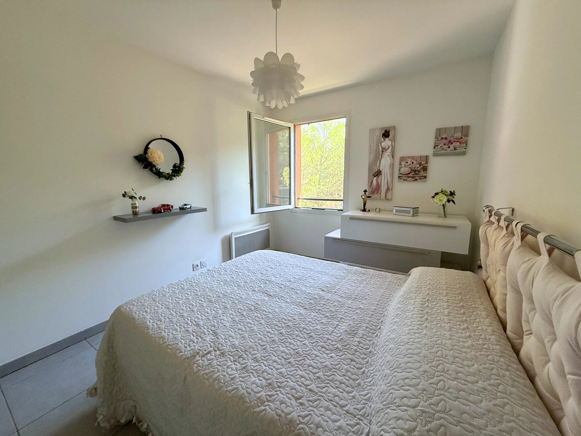 Appartement - 4 pièces 99m² avec Terrasse