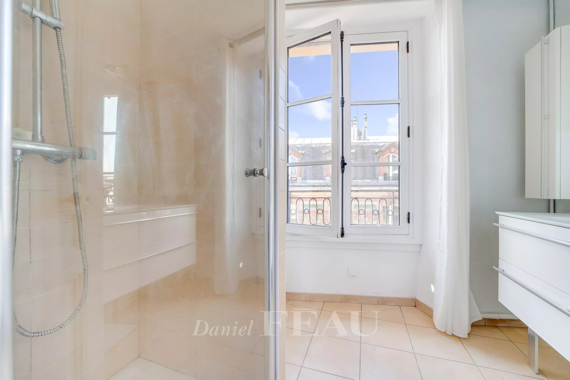 3 Bedroom Apartment/Flat's Image 6