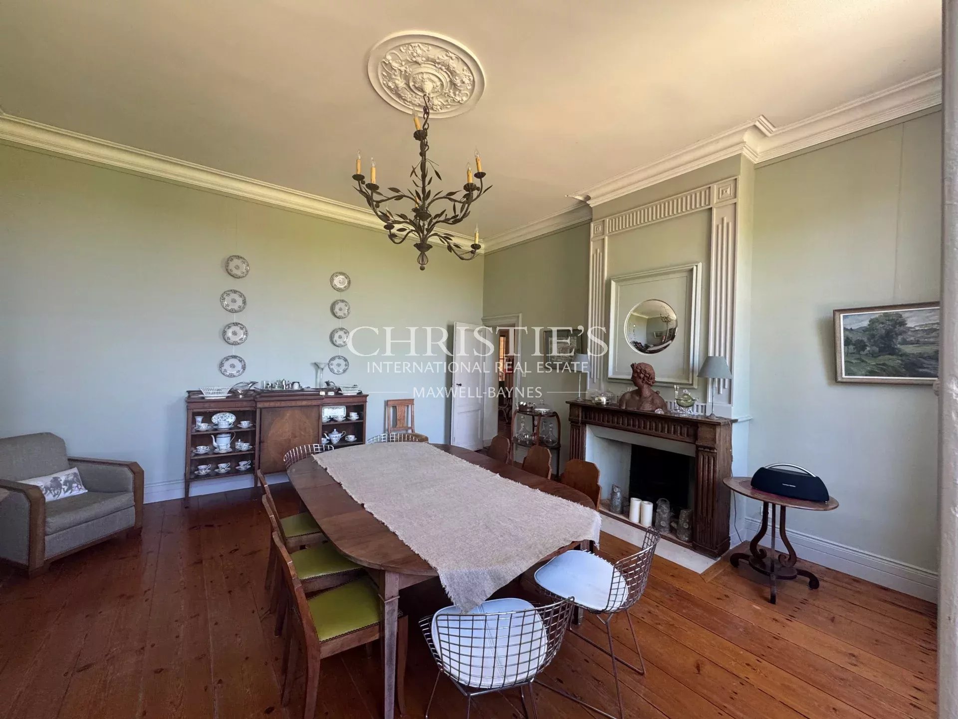 4 Bedroom Villa/Townhouse's Image 5