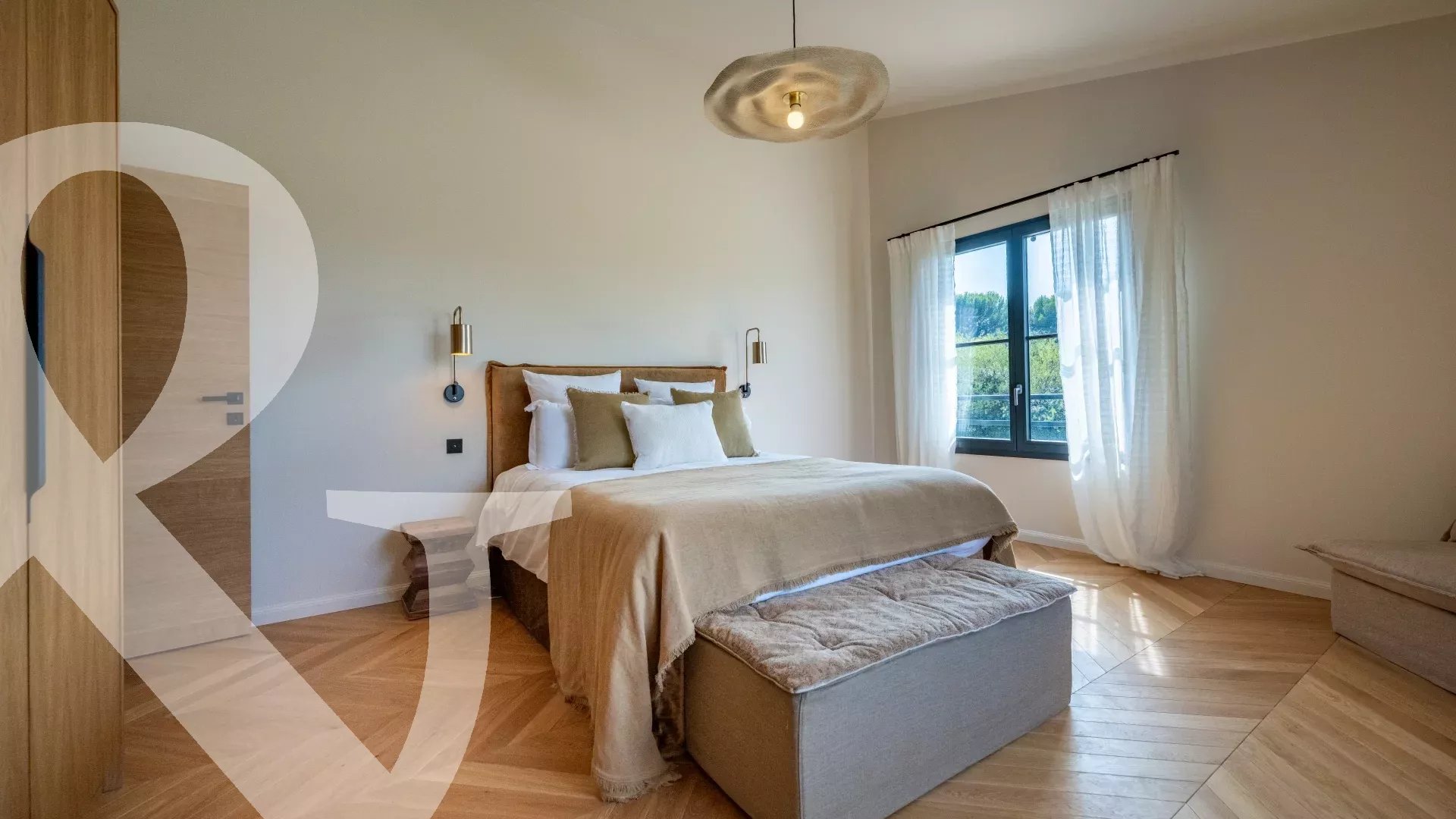 Sale House Eygalières