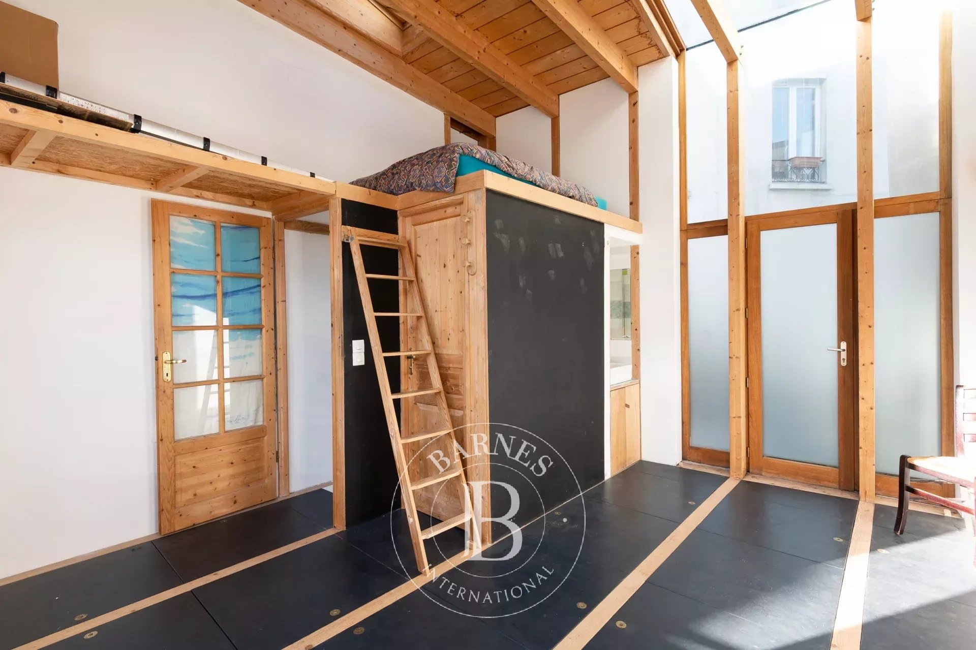 Daire Paris 18ème - picture 12