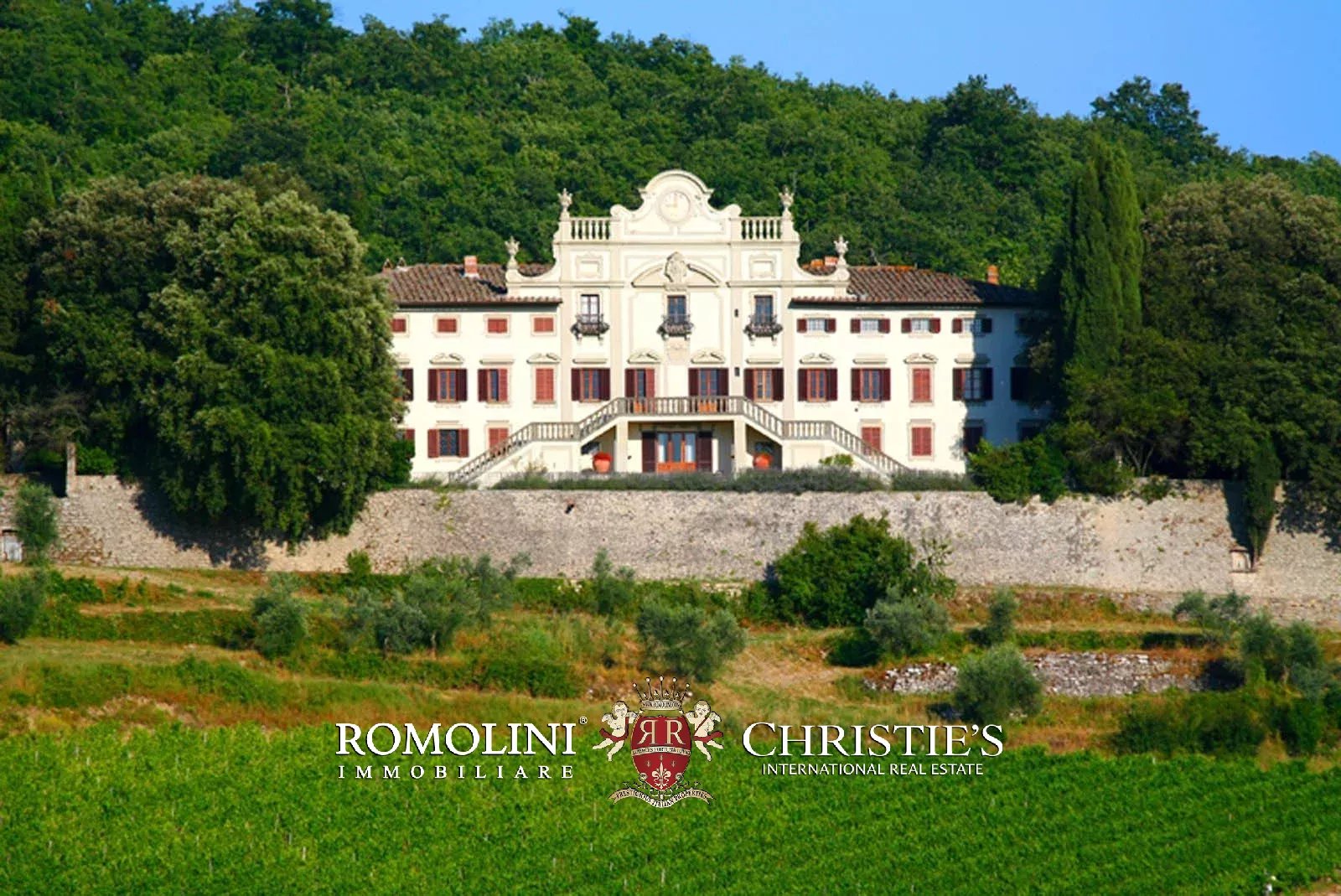 LUXURY HISTORICAL VILLA FOR SALE IN RADDA IN CHIANTI, TUSCANY