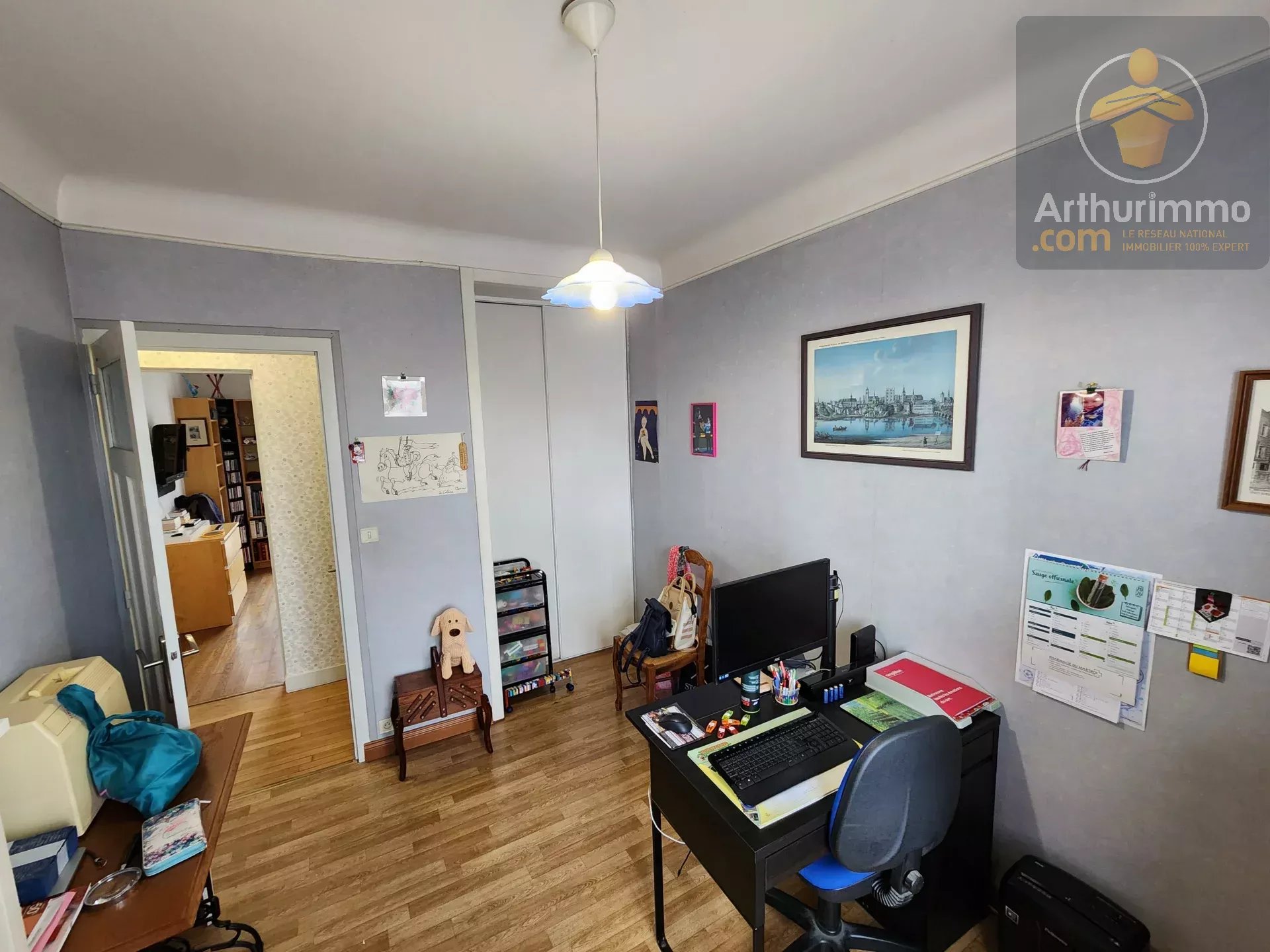 Beaugency Centre – 165 m², 5 chambres, terrasse, véranda, garage et atelier exceptionnel — photo 18