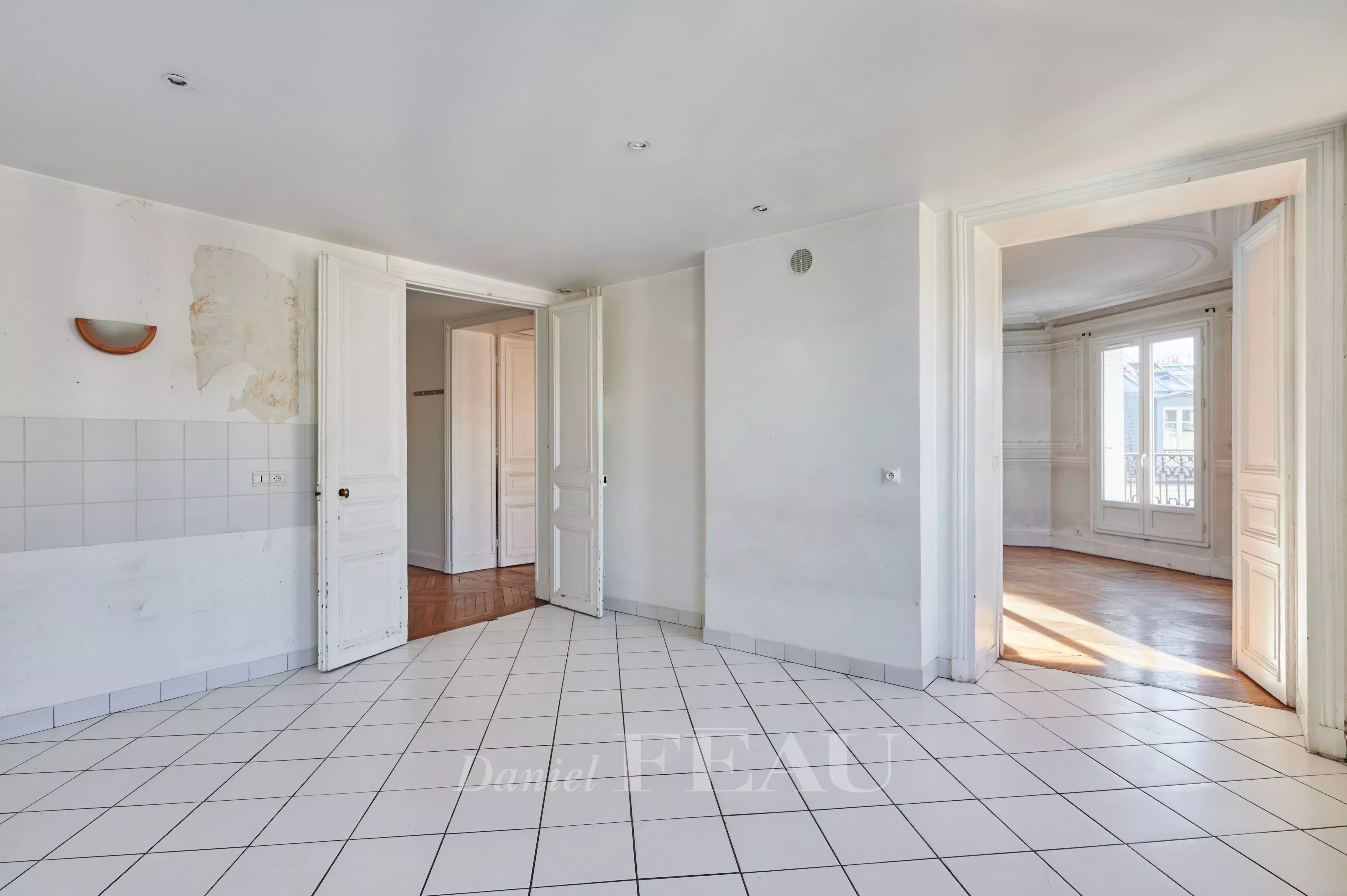 Sale Apartment Paris 6th