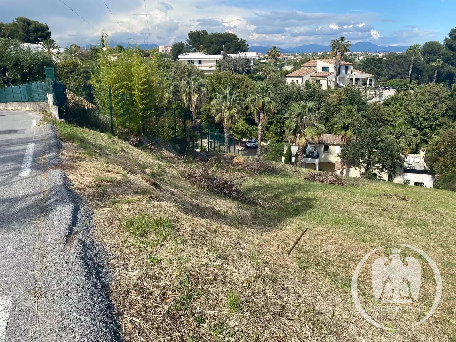 Terrain  - 1860.0 m2 -  345 000 € -